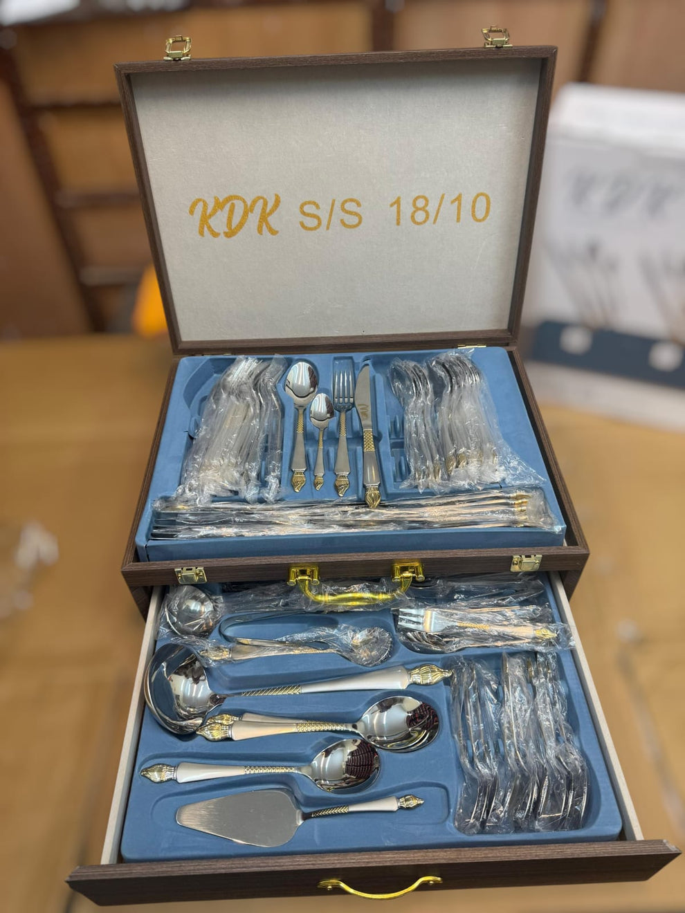 KDK 72pcs Luxury Stainless Steel Cutlery Set with Gift Box