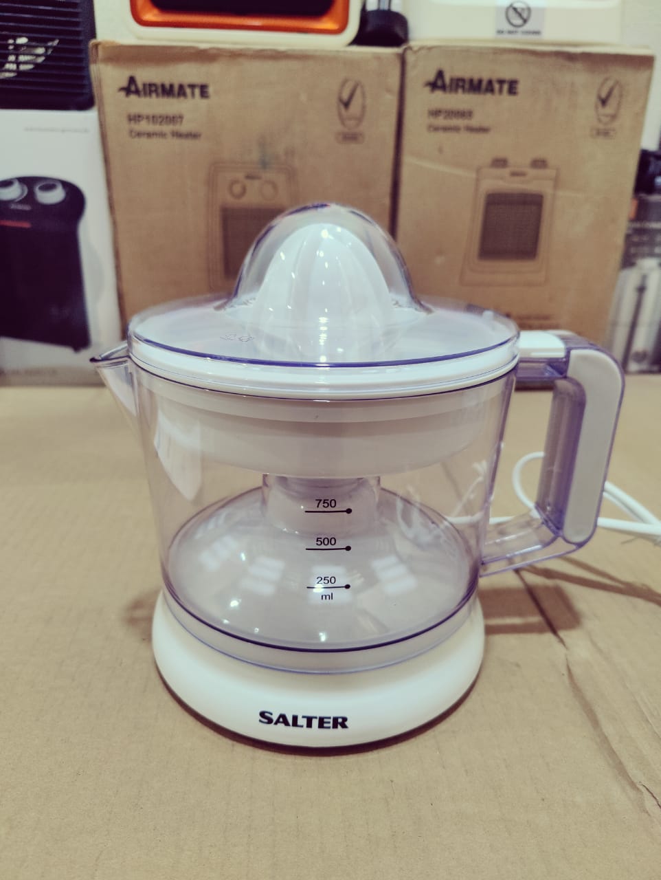 Imported Salter Electric Citrus Juicer