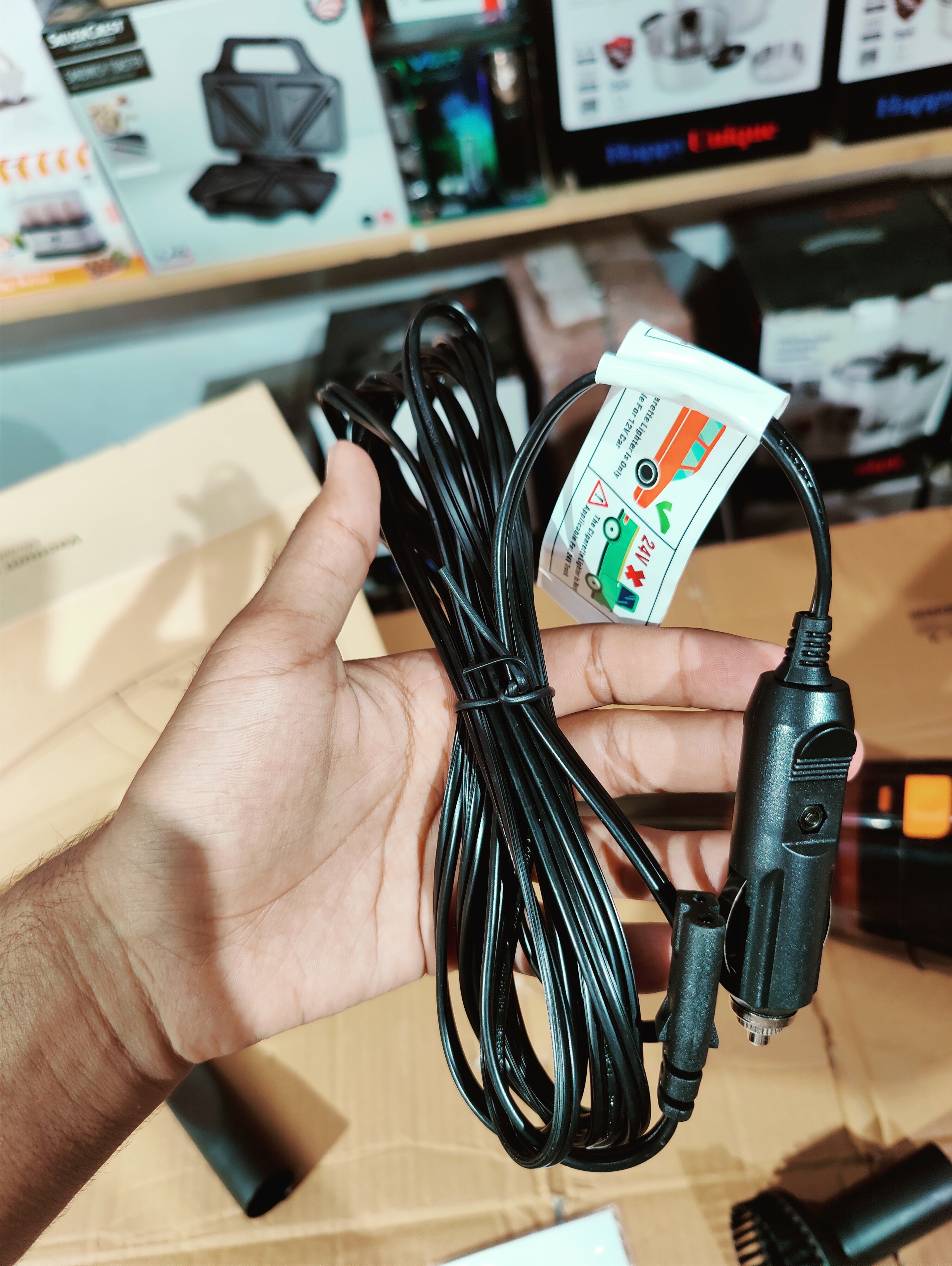 V5 Portable Rechargeable Vacuum Cleaner