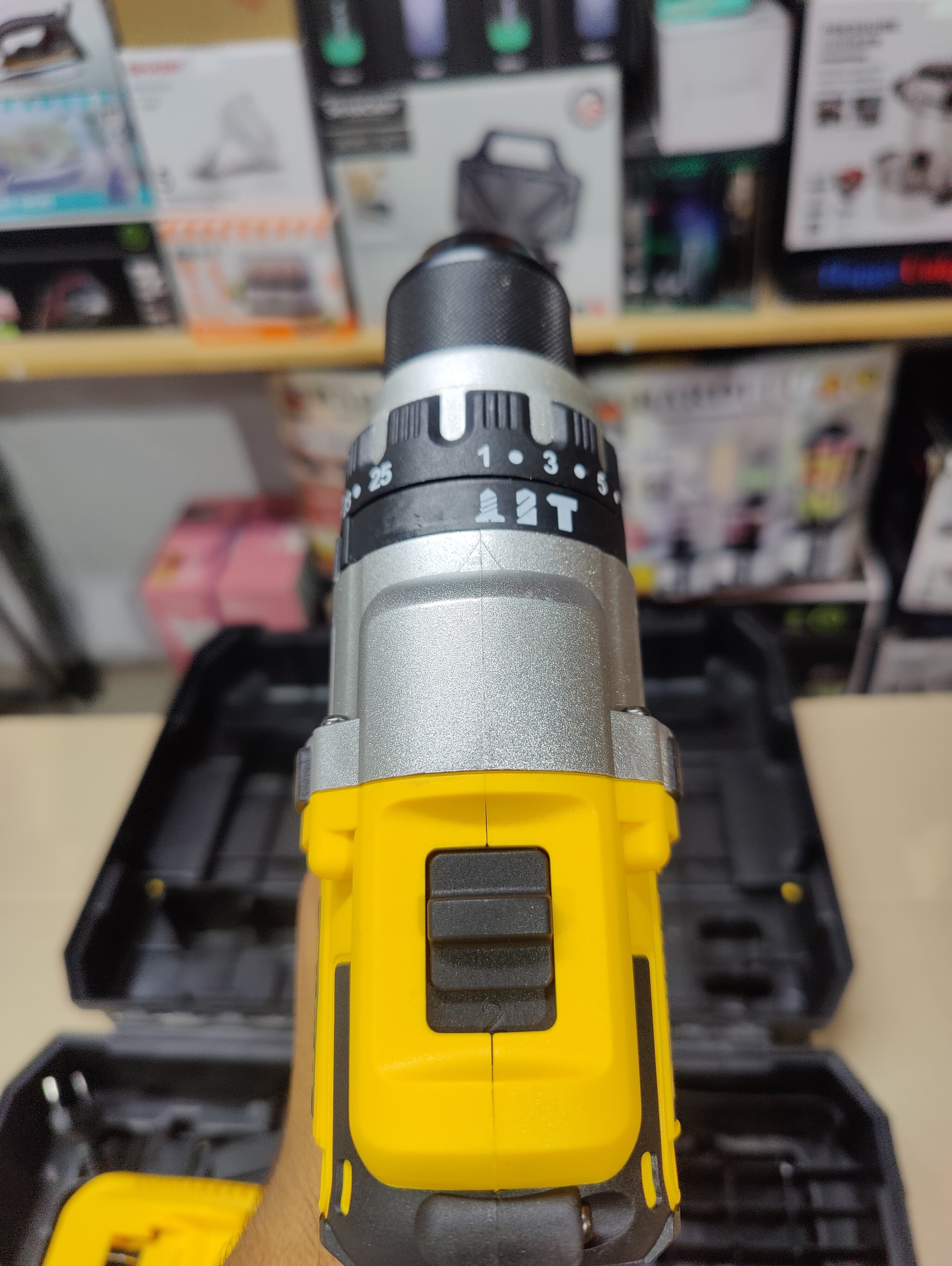 Lot Imported DeWALT 88V Drill Machine