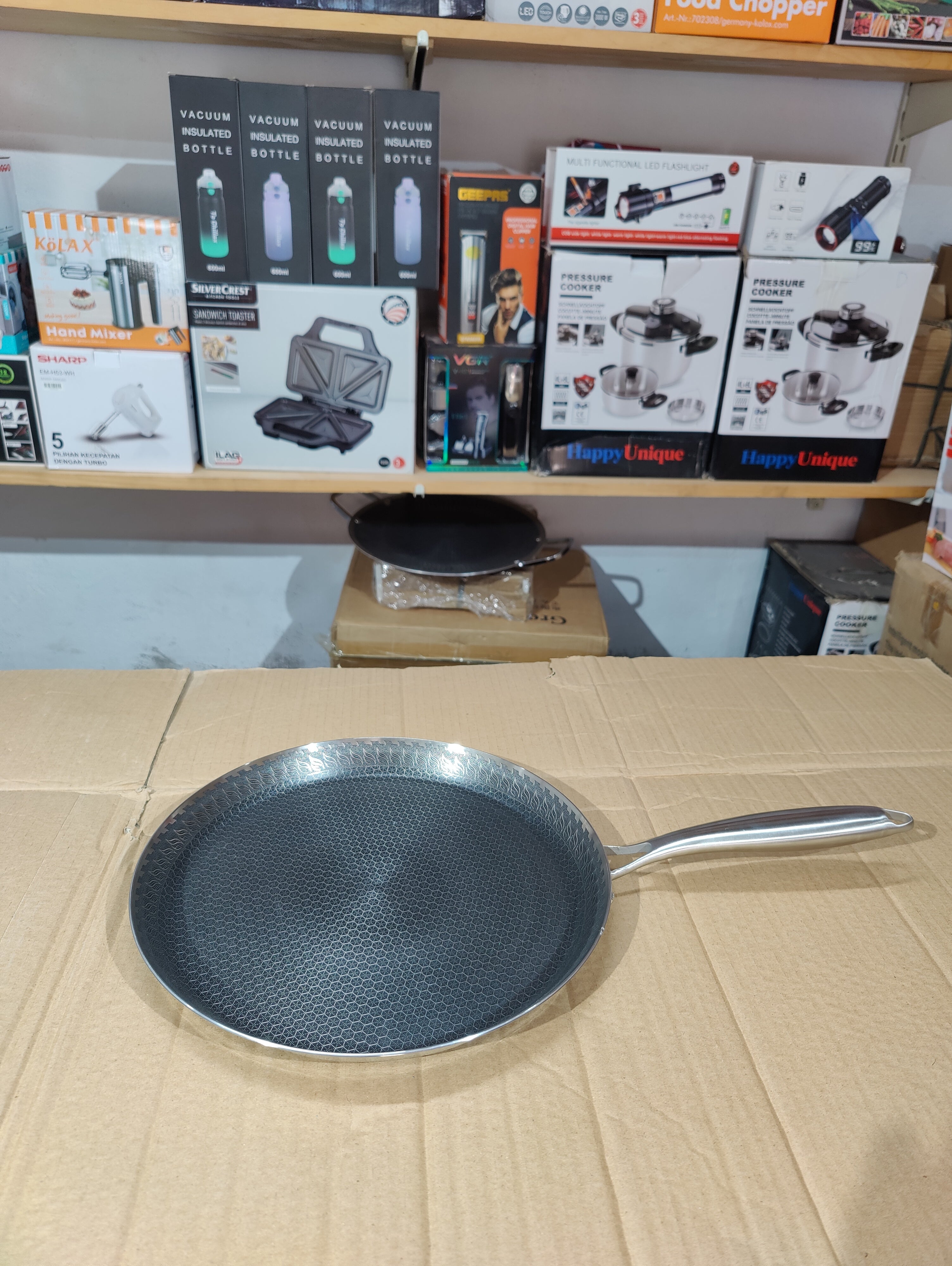 Laser Crafted Nonstick Honeycomb Tawa