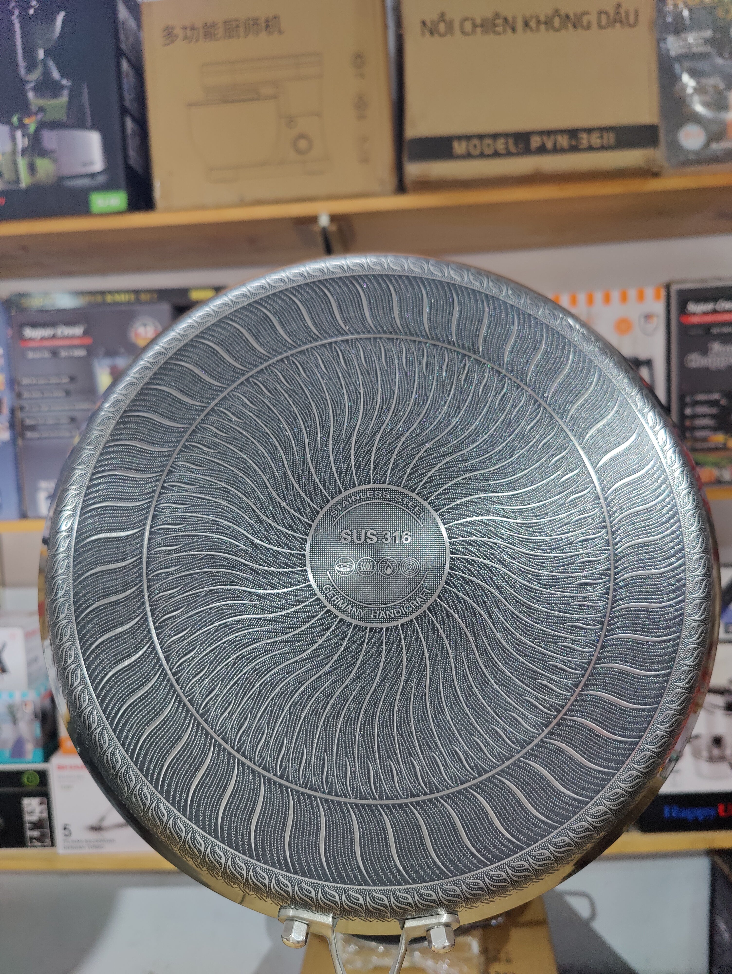 Laser Crafted Nonstick Honeycomb Tawa