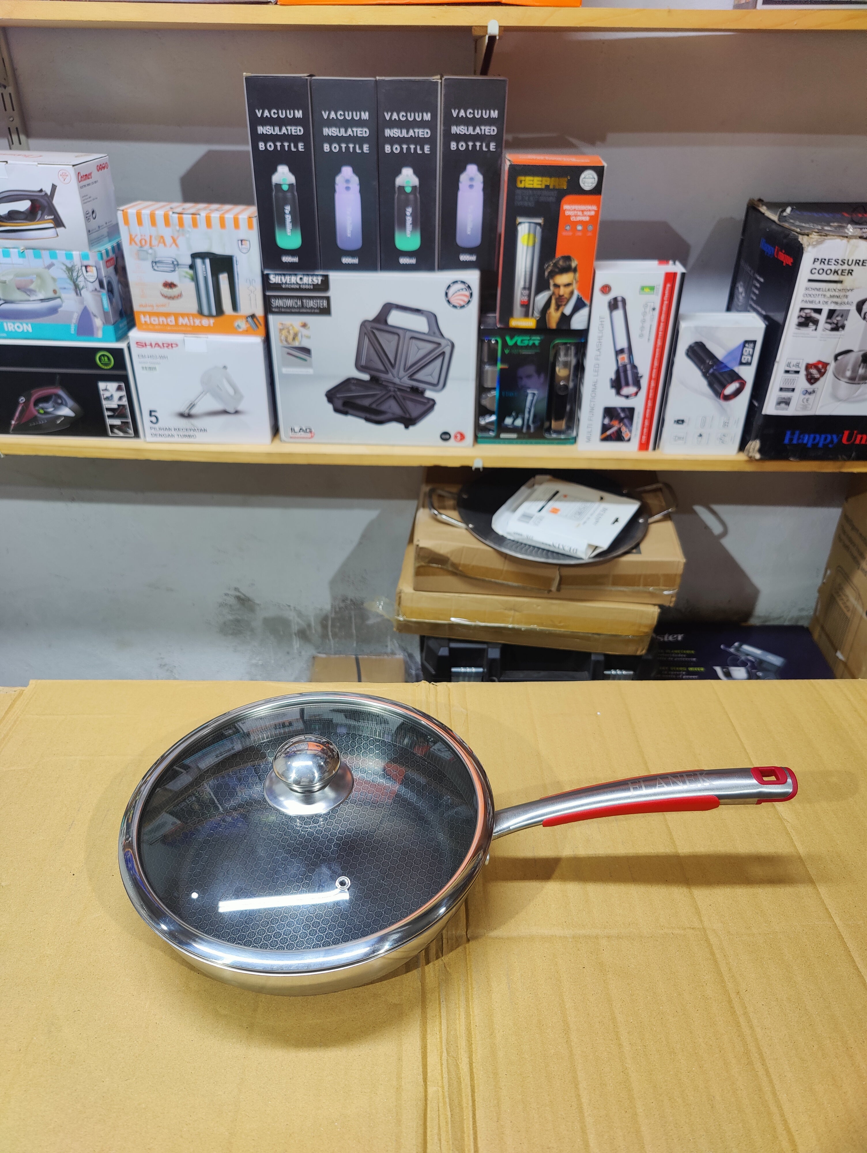 Honeycomb Frypan Laser Crafted Pan with Lid