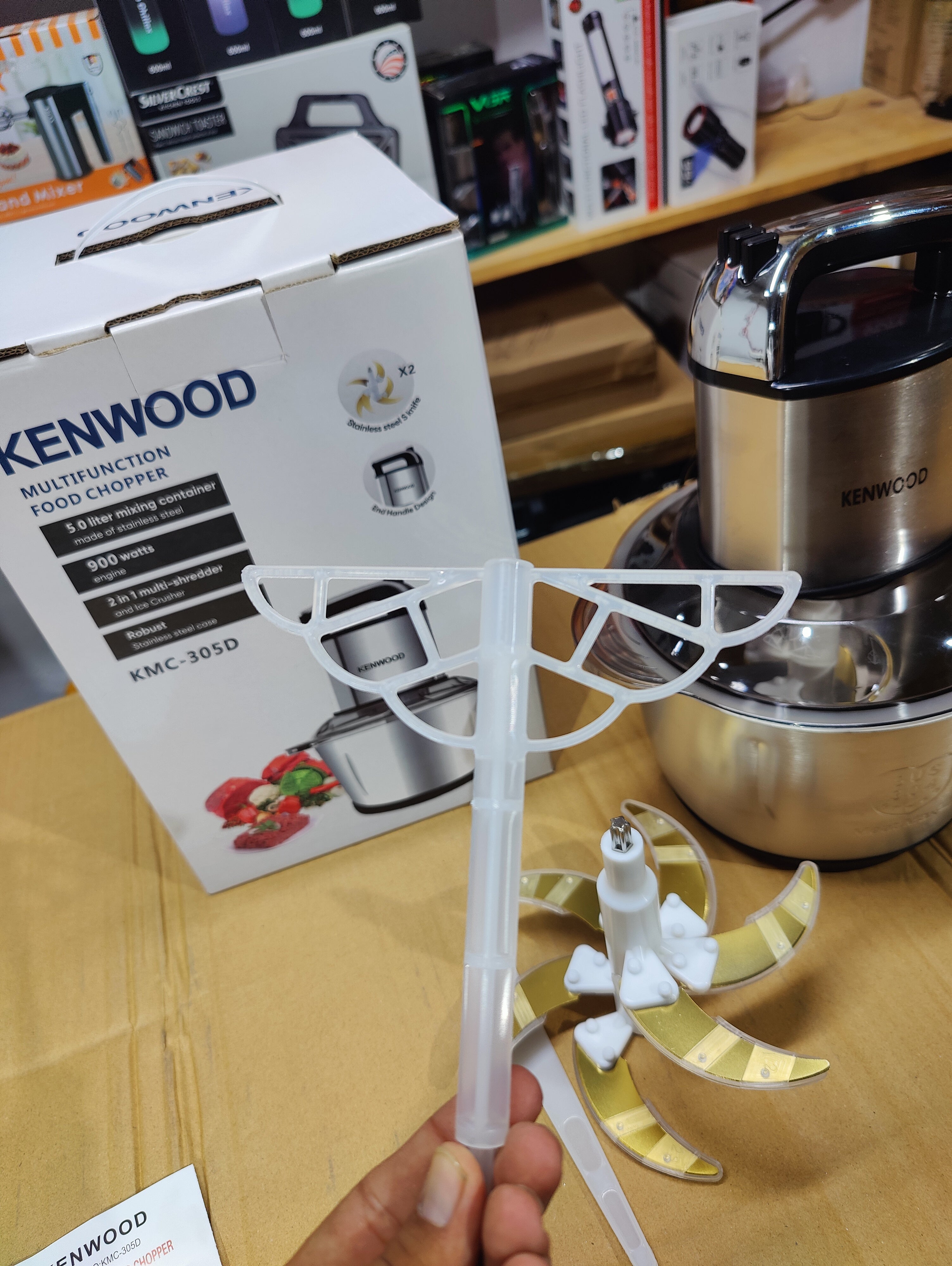 Kenwood Electric Meat Chopper 5L With 6Blades 3 Speeds Level