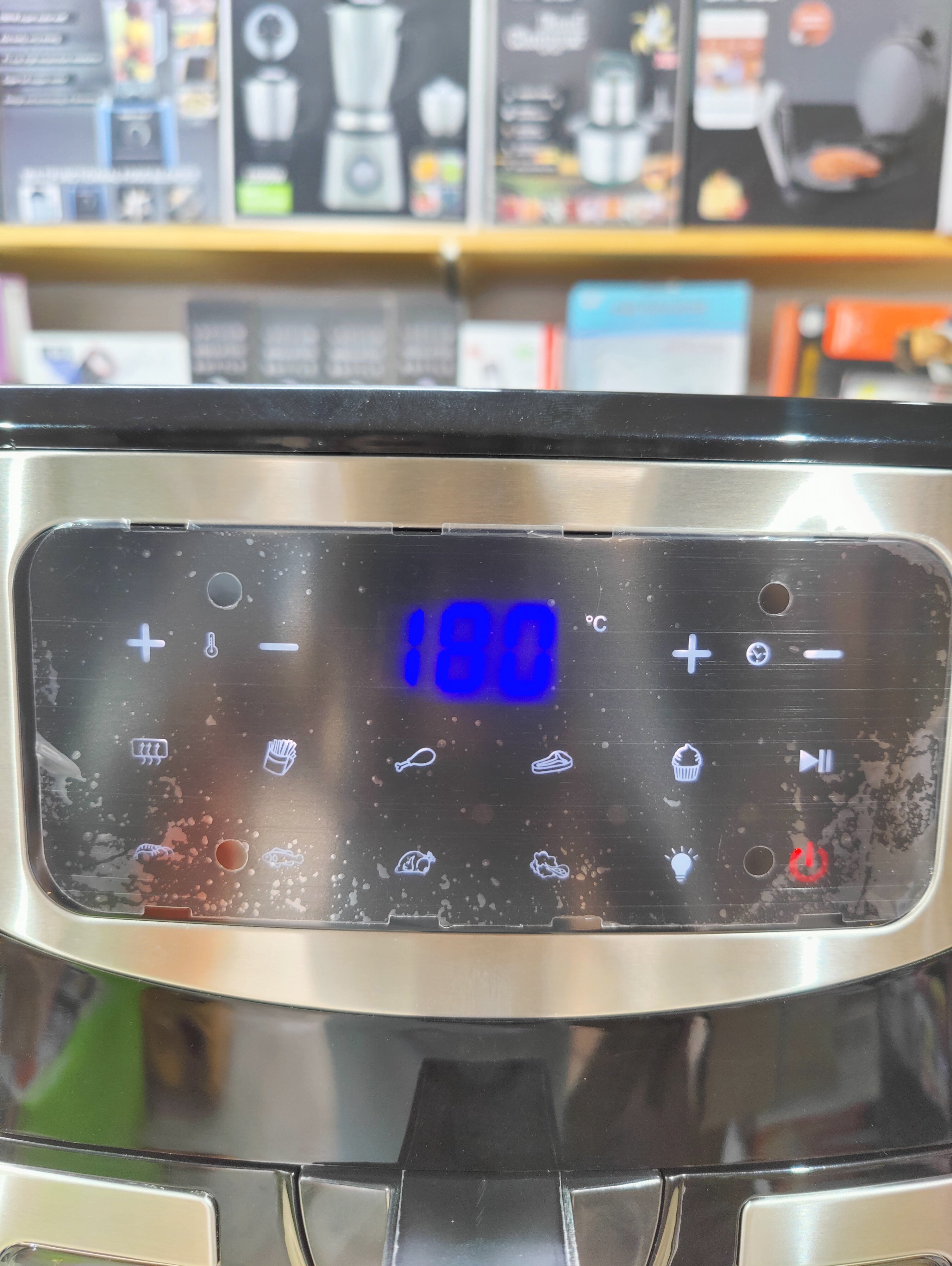 Geepas 9.2L Digital Air Fryer 37524