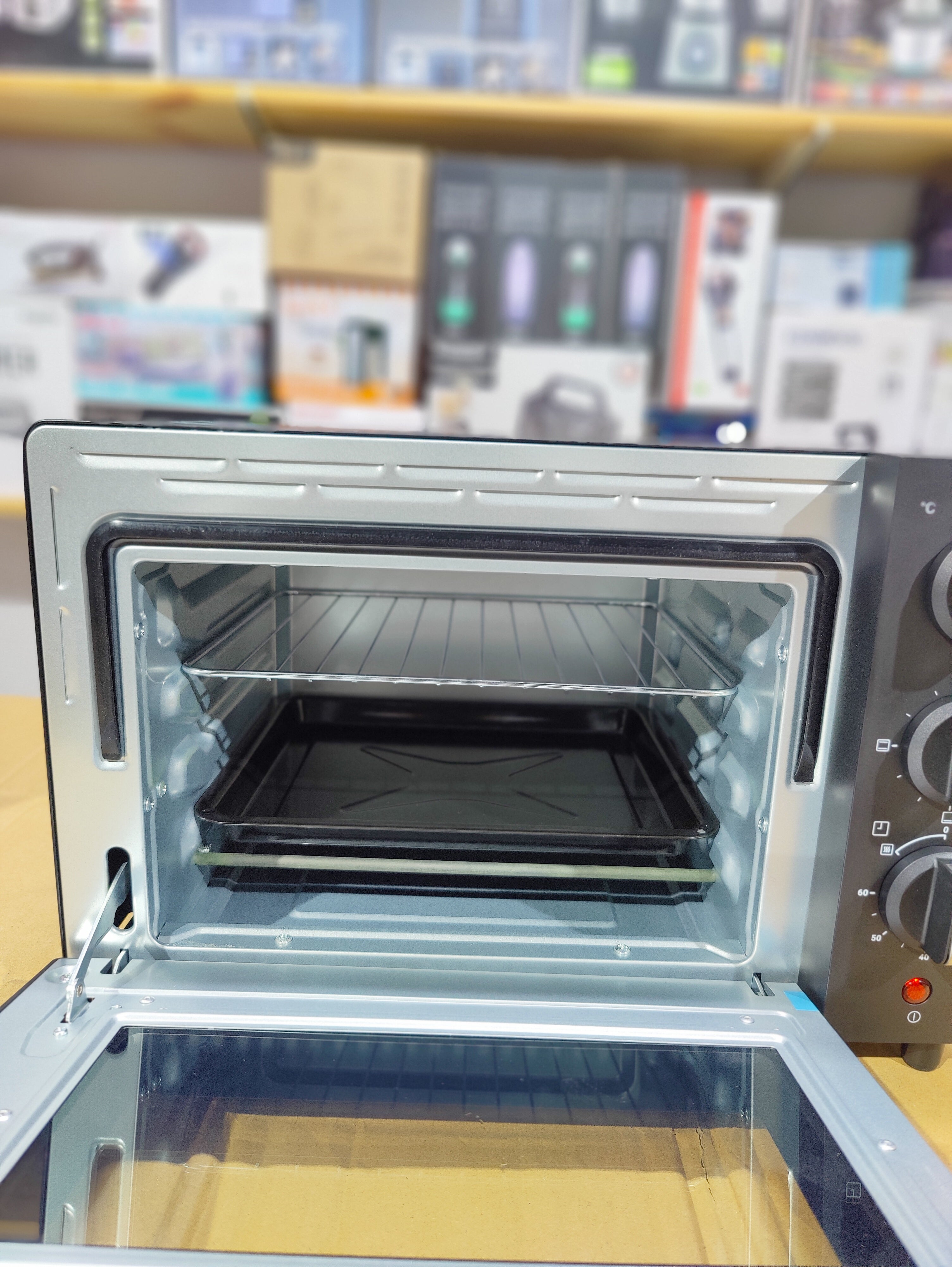 Lot Imported Tomado 18L Baking Oven