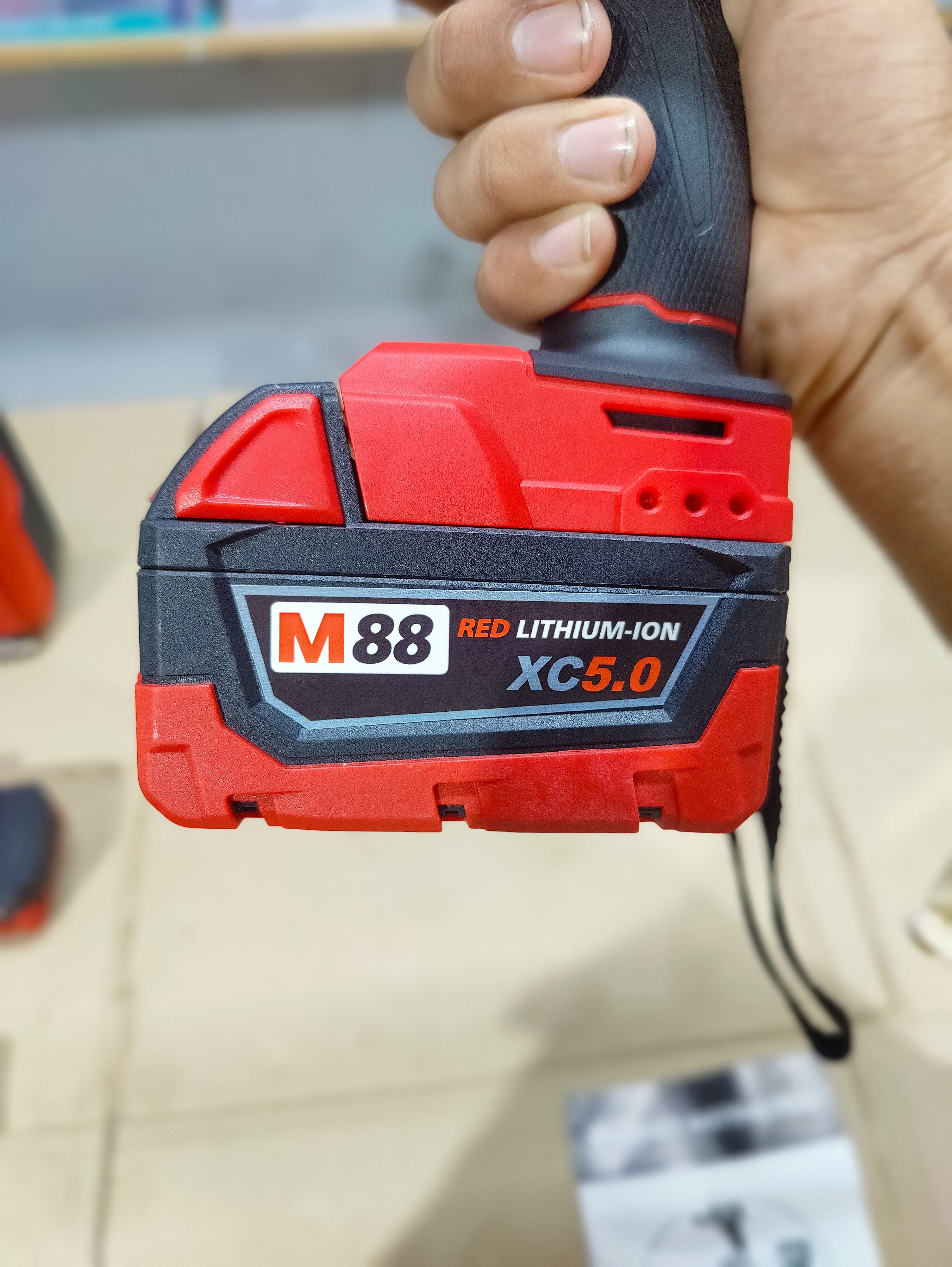 Milwaukee 88V Rechargeable Drill Machine