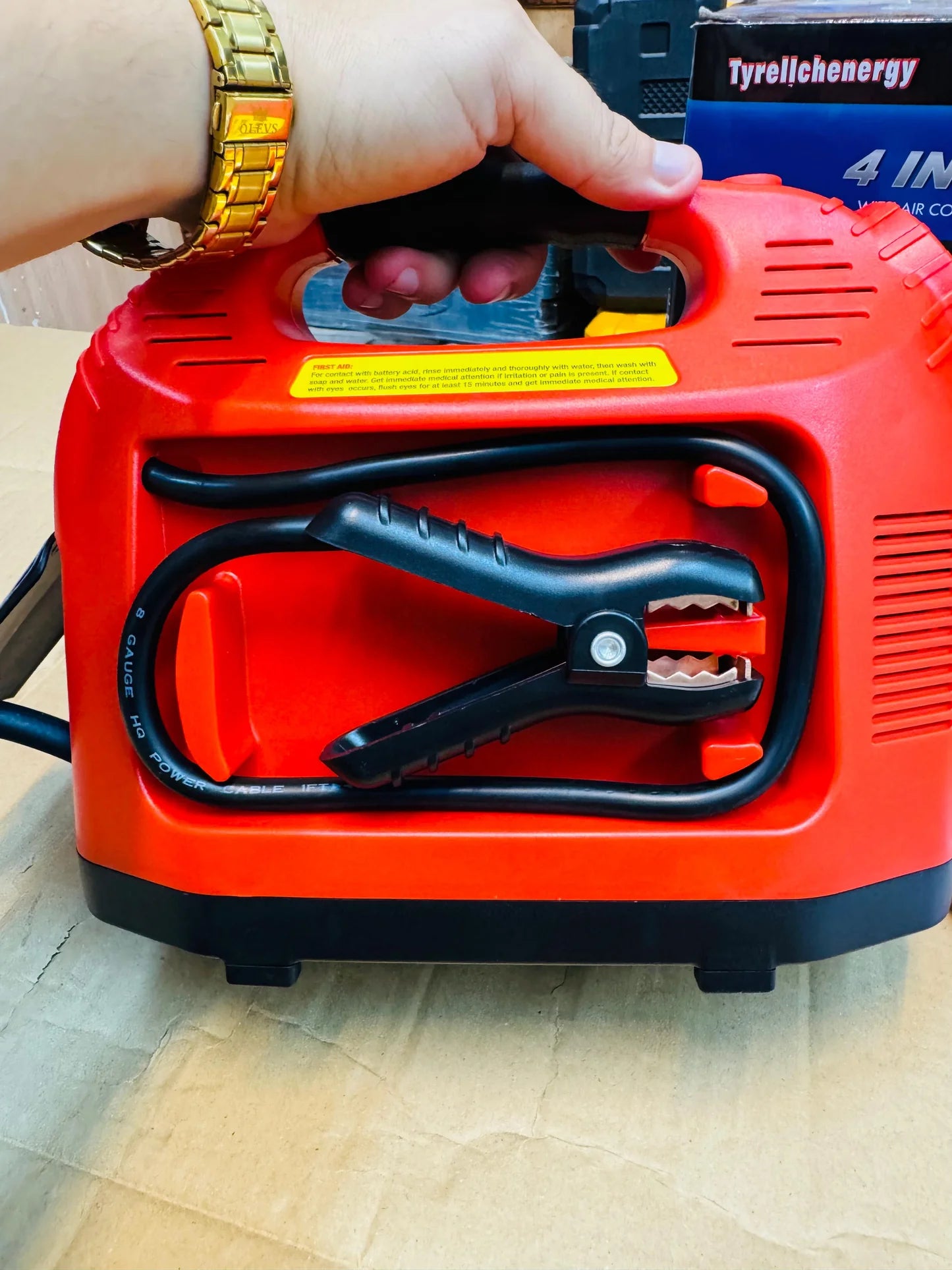 Multifunctional 4 in 1 Jump Starter & Tire Inflator With Power Bank
