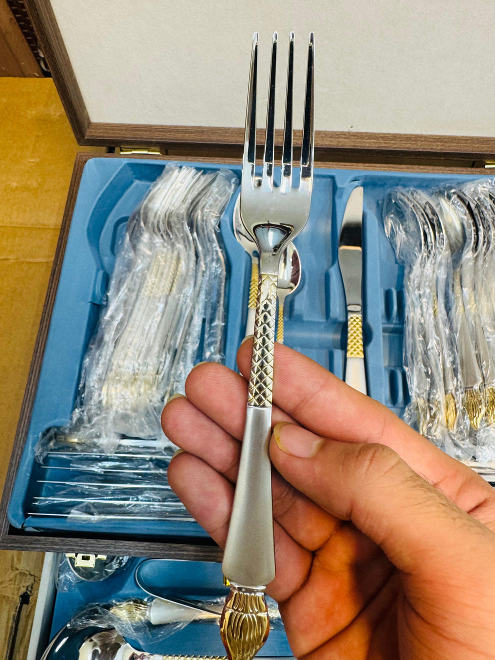 KDK 72pcs Luxury Stainless Steel Cutlery Set with Gift Box