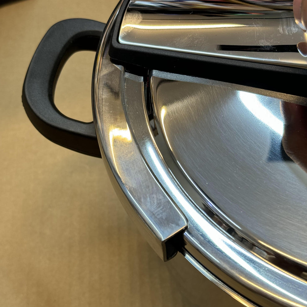 Imported 7 & 9 Liter Pressure cooker