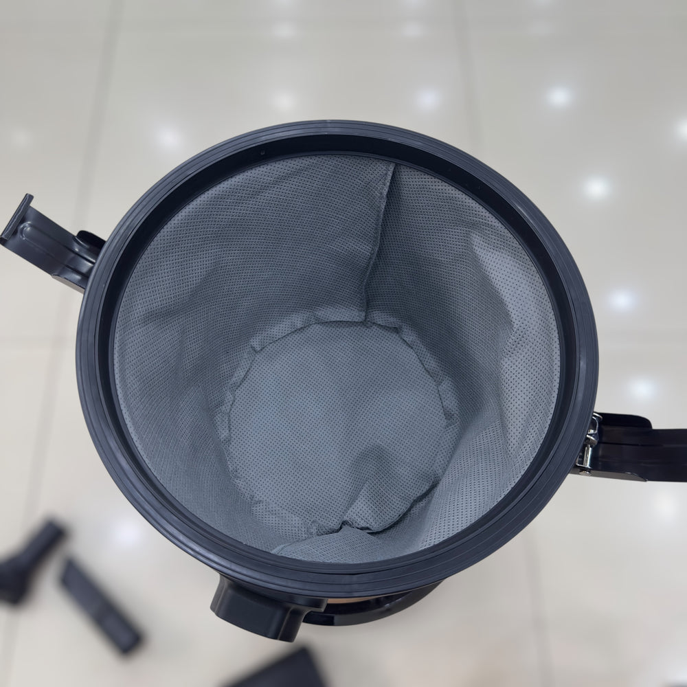 Geepas 30L Drum Vacuum Cleaner 19063