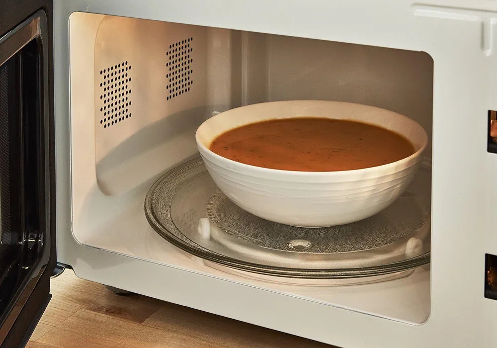 Swan Nordic Digital Microwave Oven 20 Liter Capacity