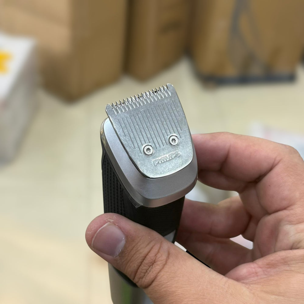 Philips Norelco Multigroom 18 in 1 Kit