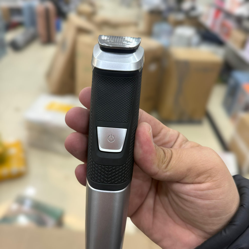 Philips Norelco Multigroom 18 in 1 Kit