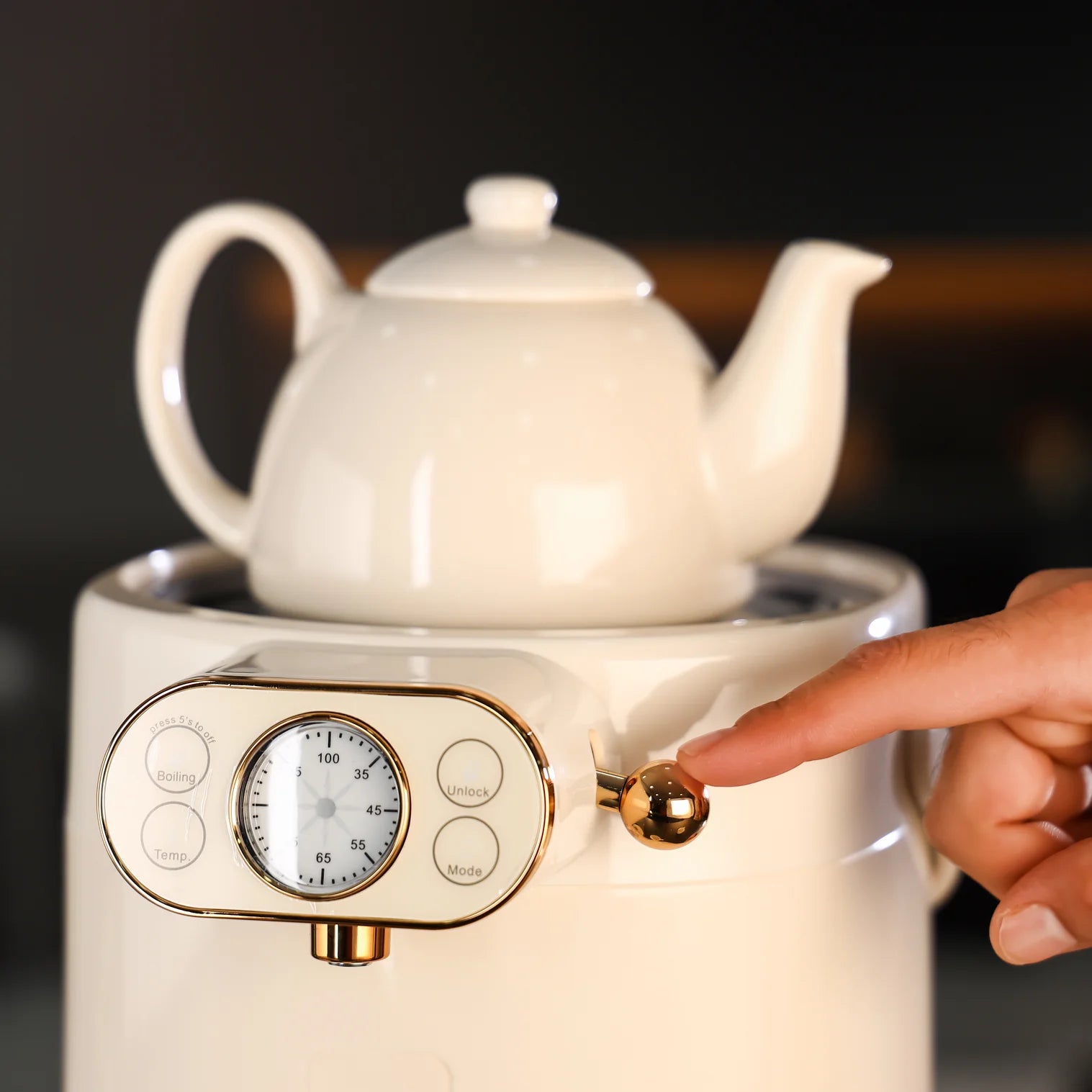 Geepas 5 Liter Electric Thermo Pot- GEV27026