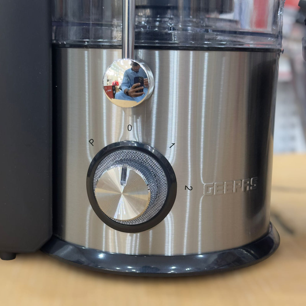 Geepas 800W Powerful Juicer-5437