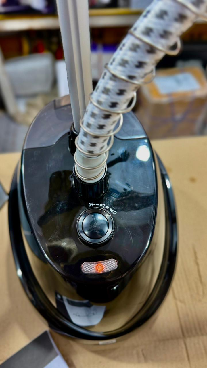 Garment Steamer Iron 1.6L 2000W