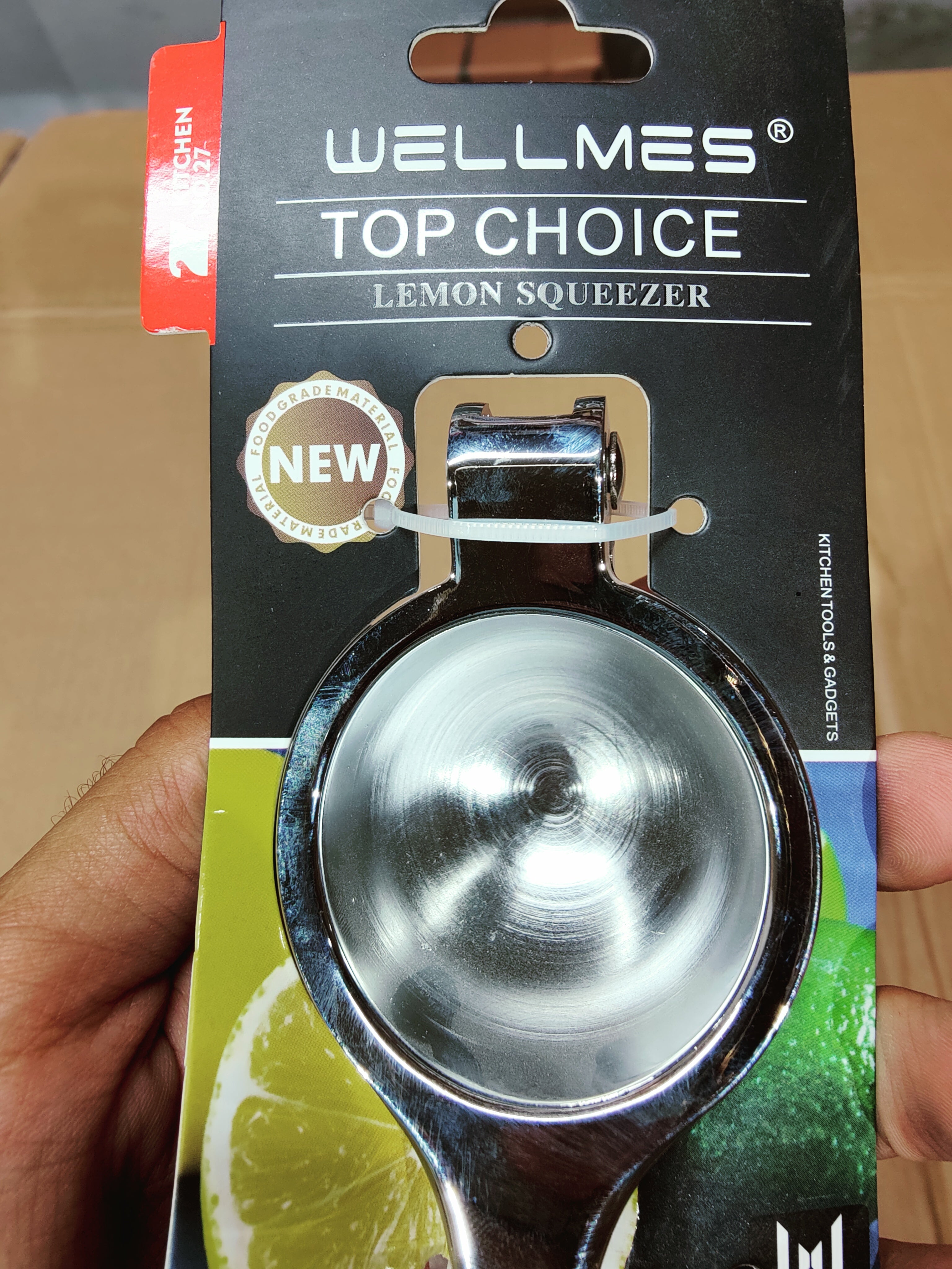 Wellmes Lemon Squeezer Stainless Steel