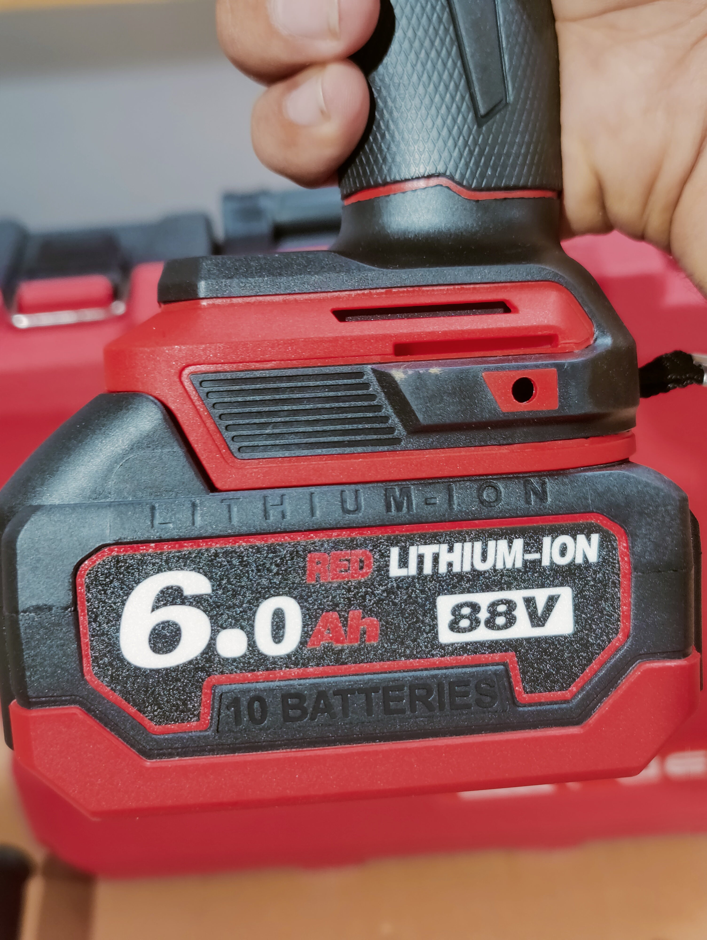 Milwaukee 2in 1 m18 Fuel Drill & Grinder 88V