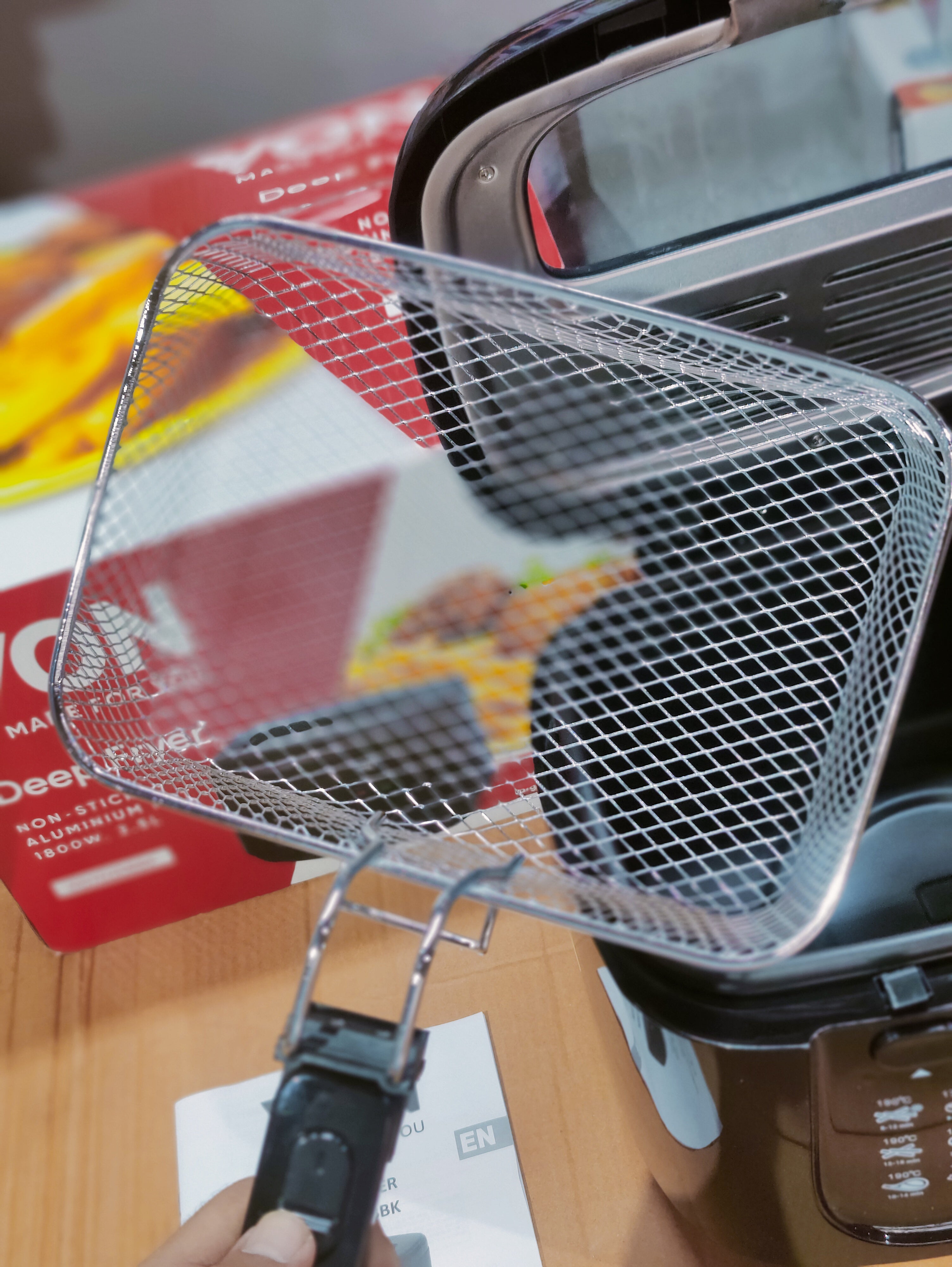 VON 2.5L Electric Deep Fryer