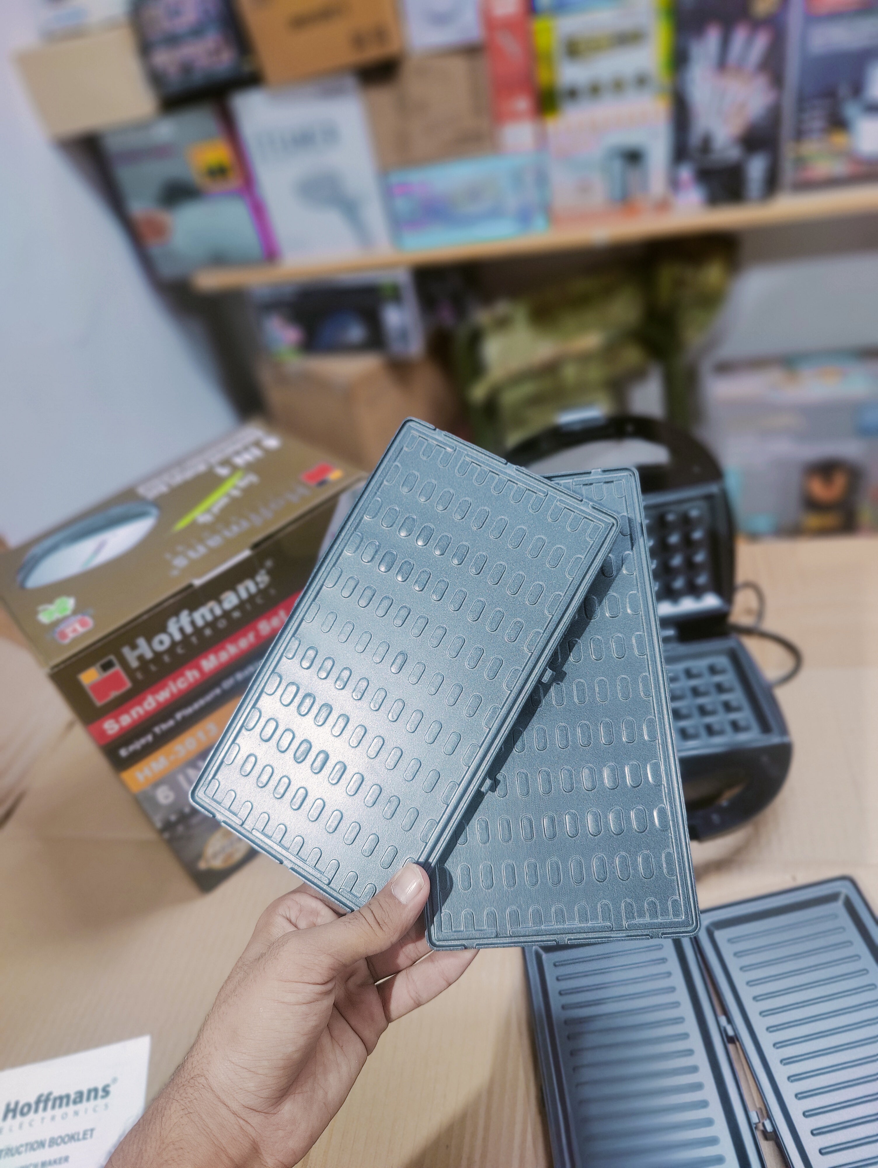 Hoffmans 6-in-1 Sandwich Maker Hm- 3013