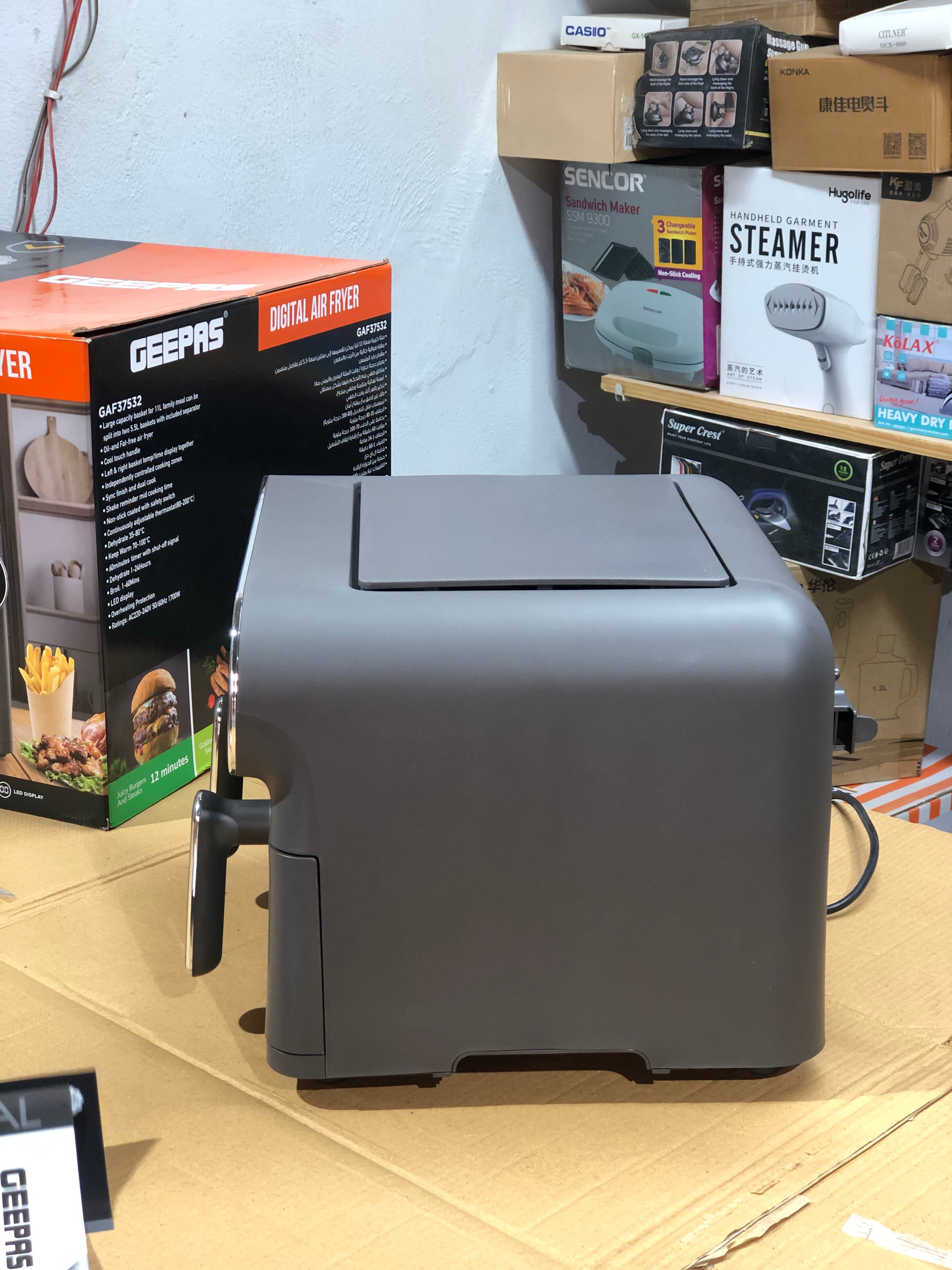 Geepas Digital Air Fryer-11L Capacity with 5.5 L Dual Baskets GAF37532