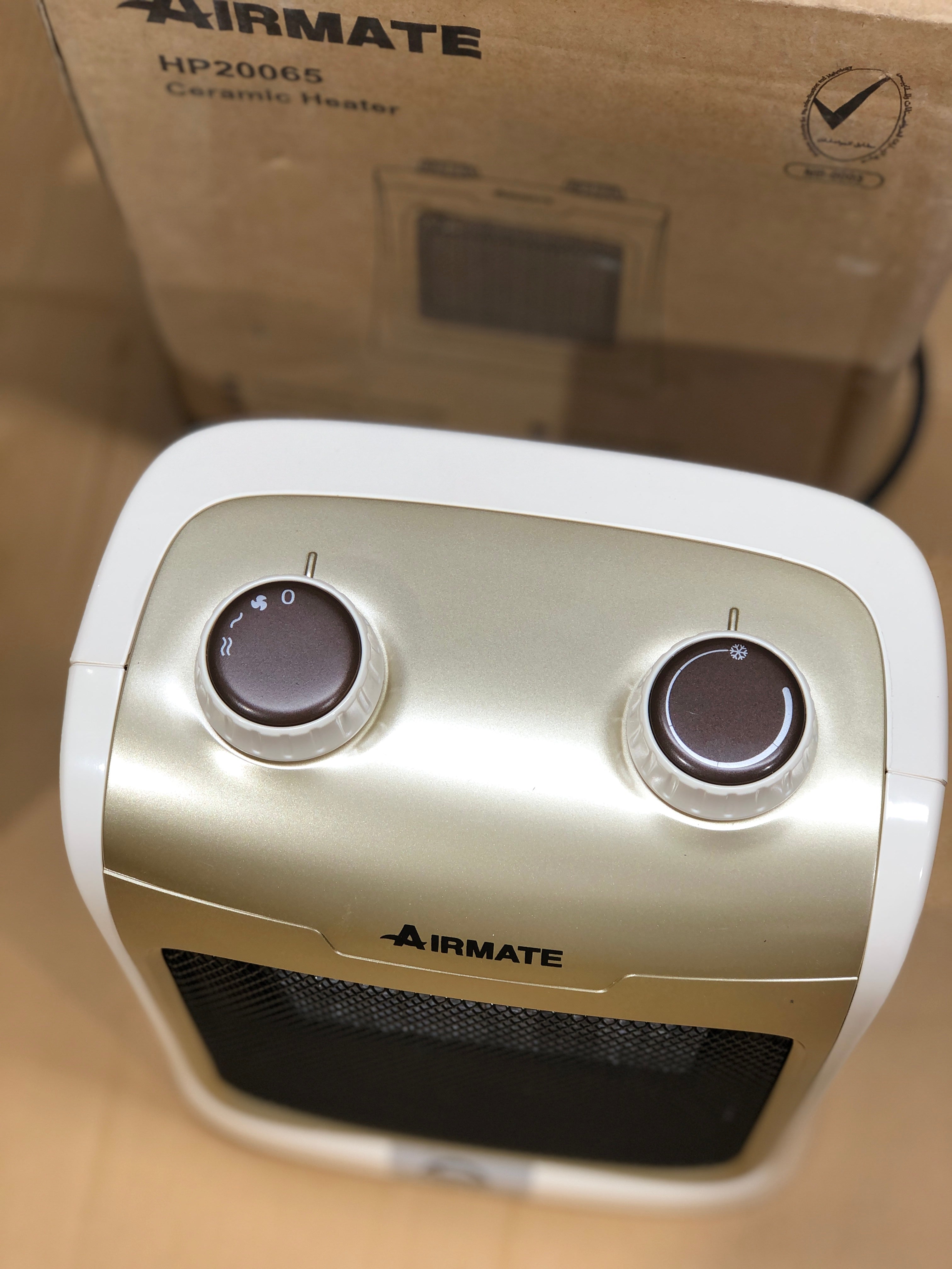 UAE Lot Imported Airmate Electric Cramic Heater 2000W