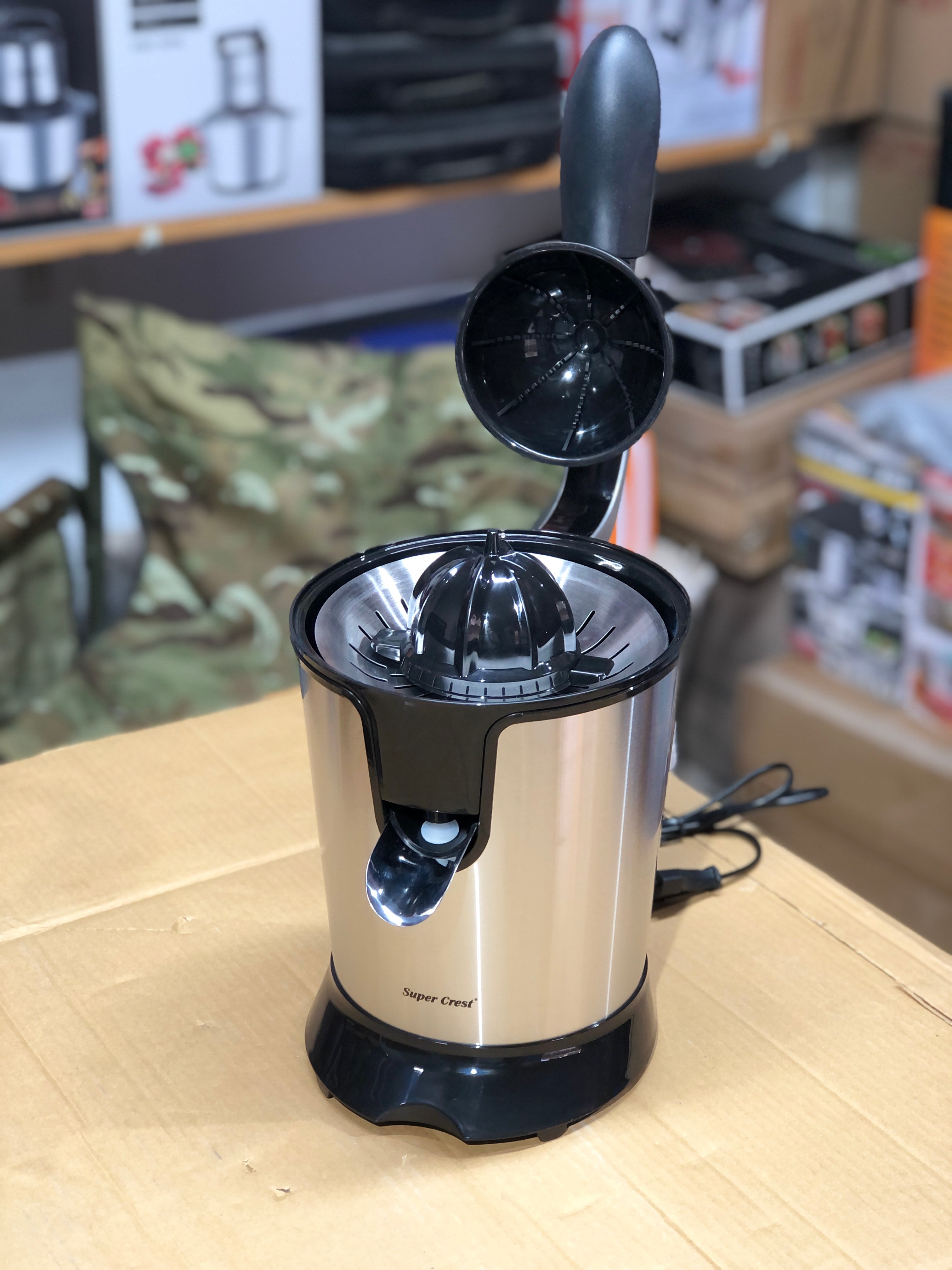 SUPER CREST Citrus Juicer 8061