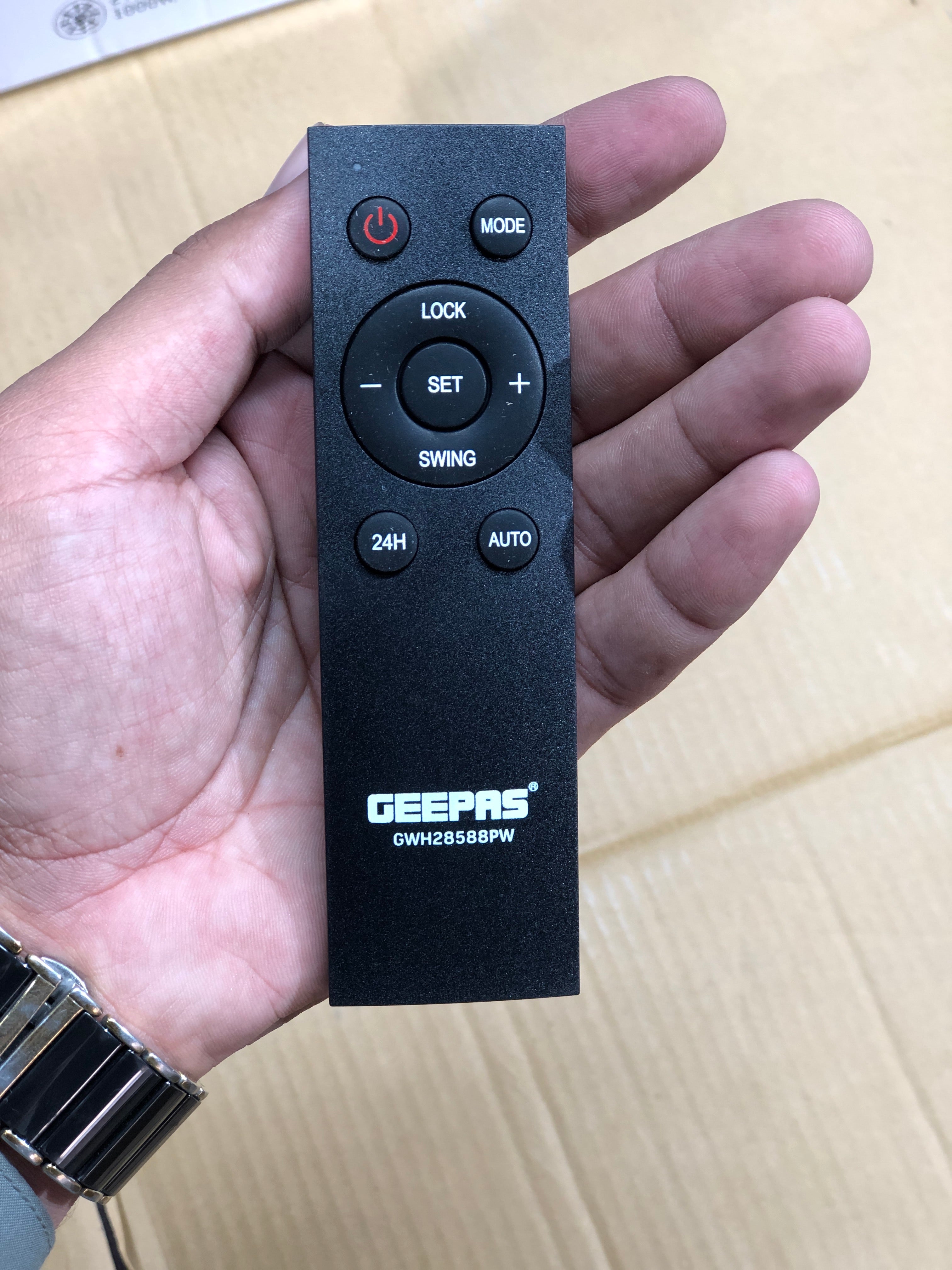 Geepas Thermopro Wifi PTC Ceramic Wall Heater 28588