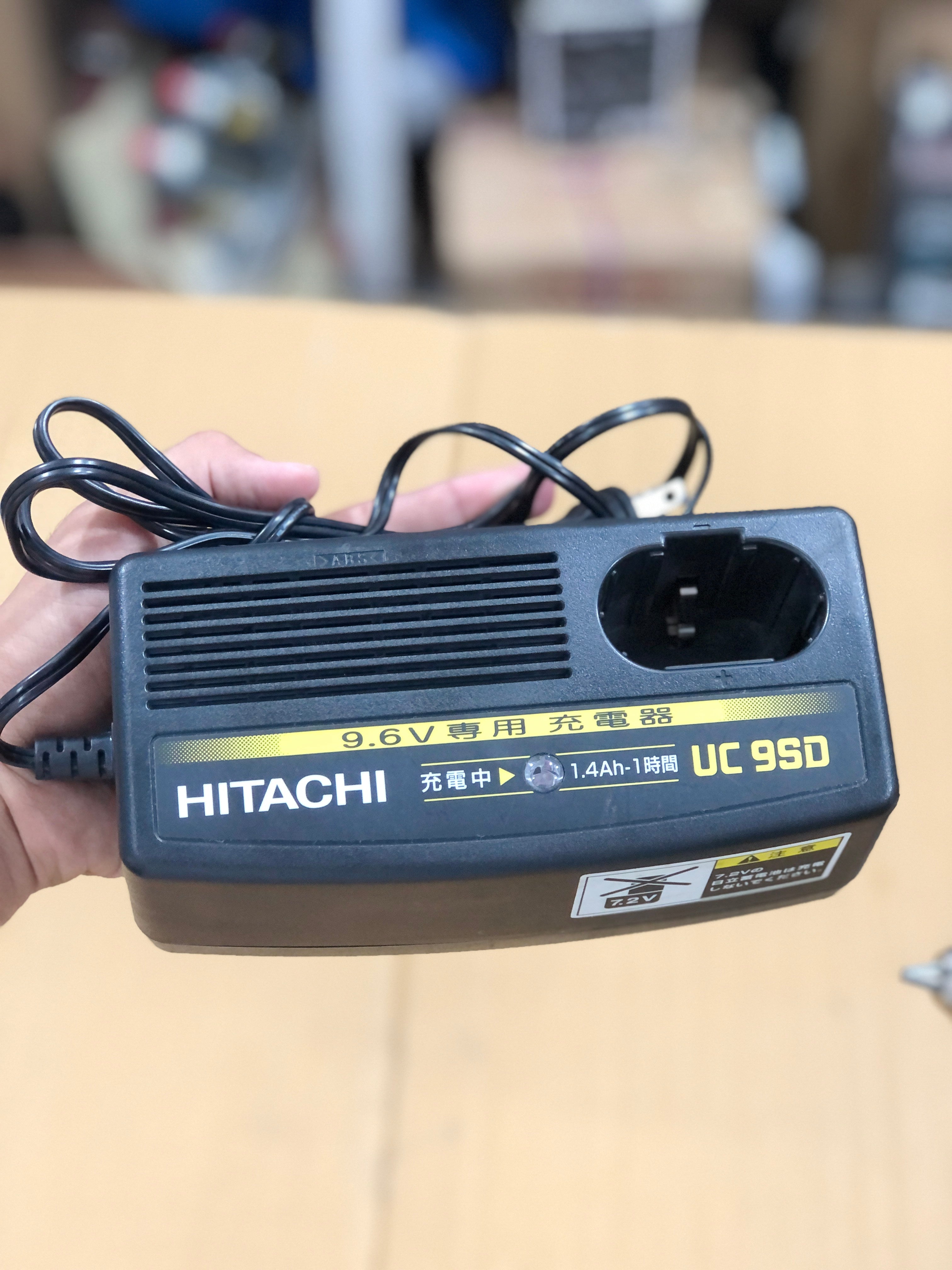 HITACHI CORDLESS DRIVE DRILL 9.6V