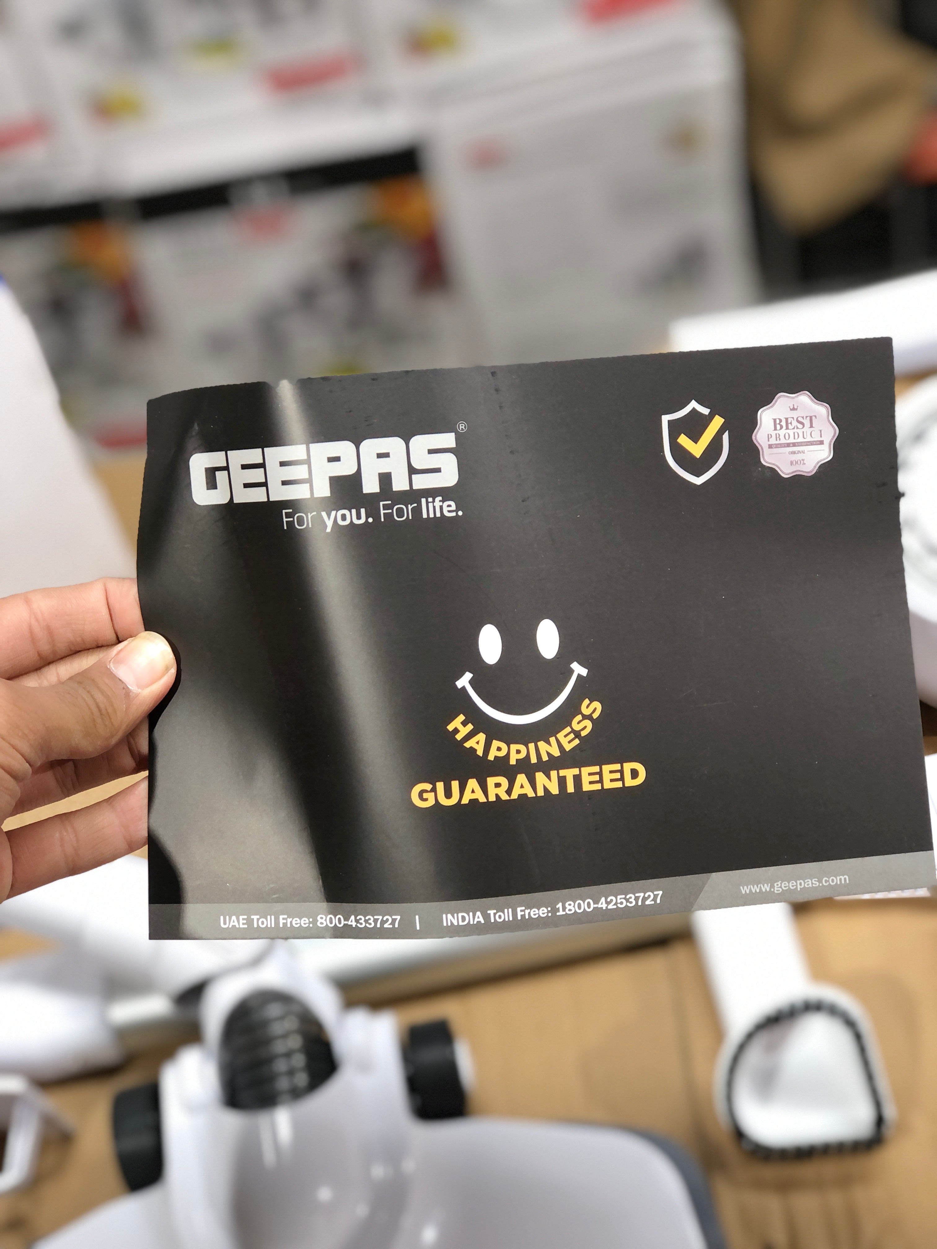 Geepas 2-in-1 Cordless Low-Noise Lightweight Stick Vacuum Cleaner GVC2596N