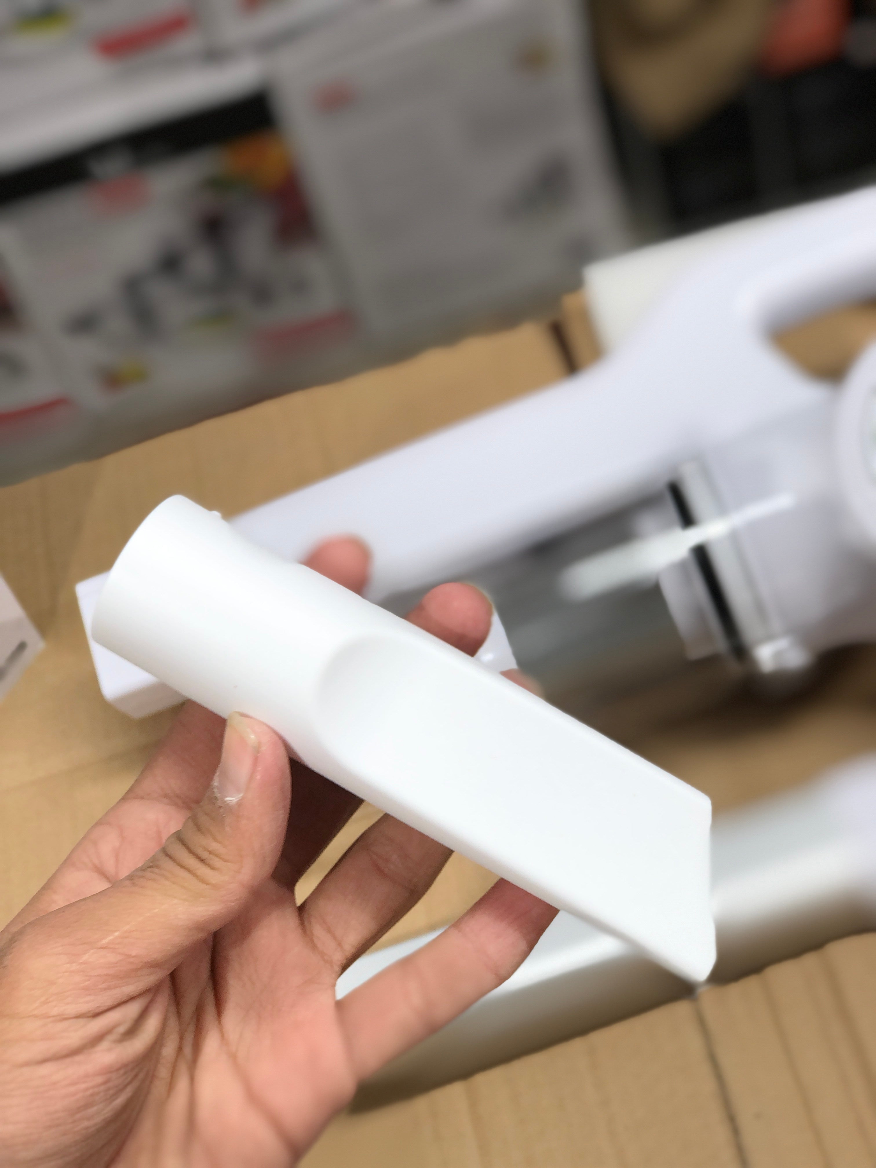 Geepas 2-in-1 Cordless Low-Noise Lightweight Stick Vacuum Cleaner GVC2596N