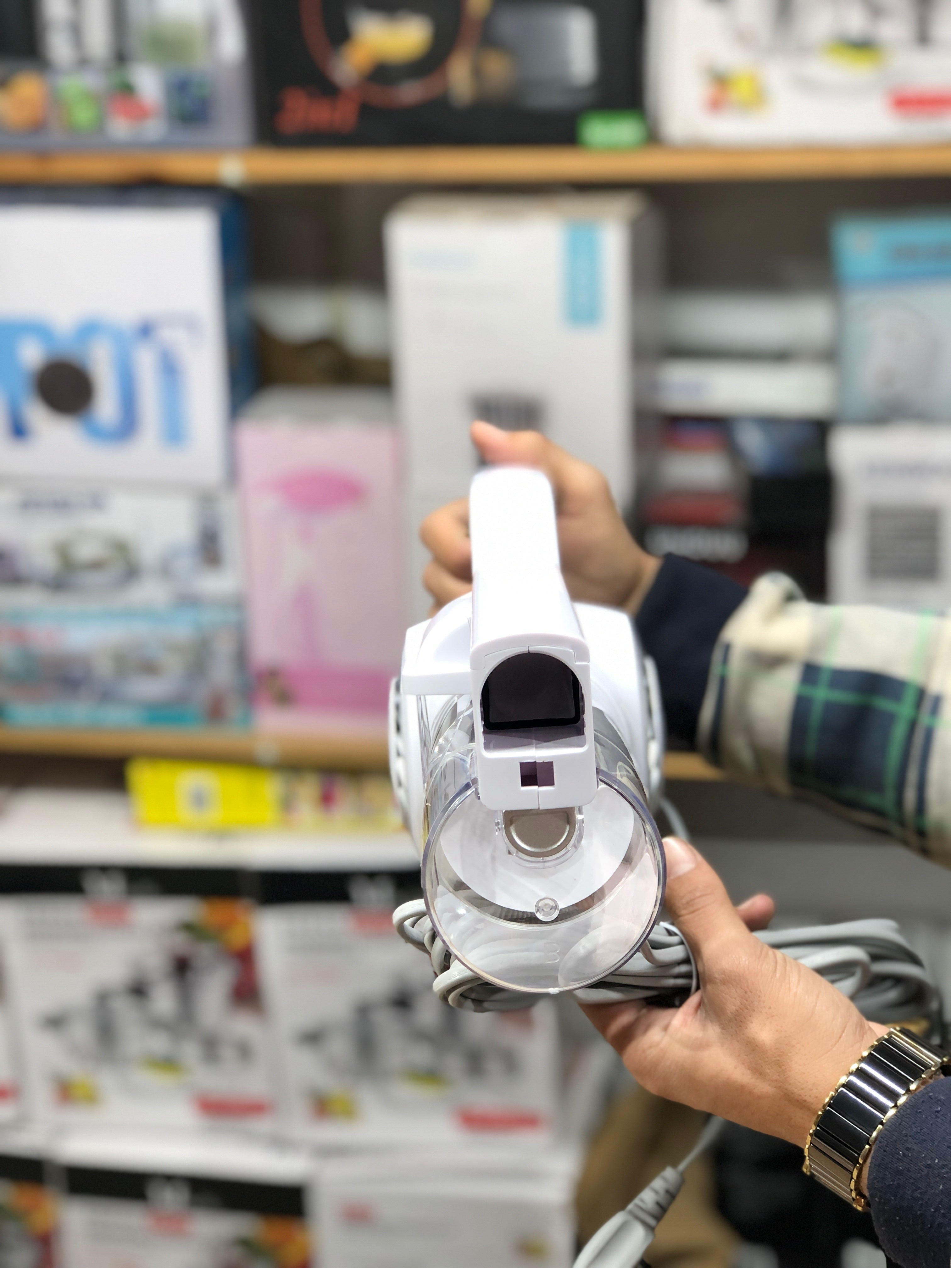 Geepas 2-in-1 Cordless Low-Noise Lightweight Stick Vacuum Cleaner GVC2596N