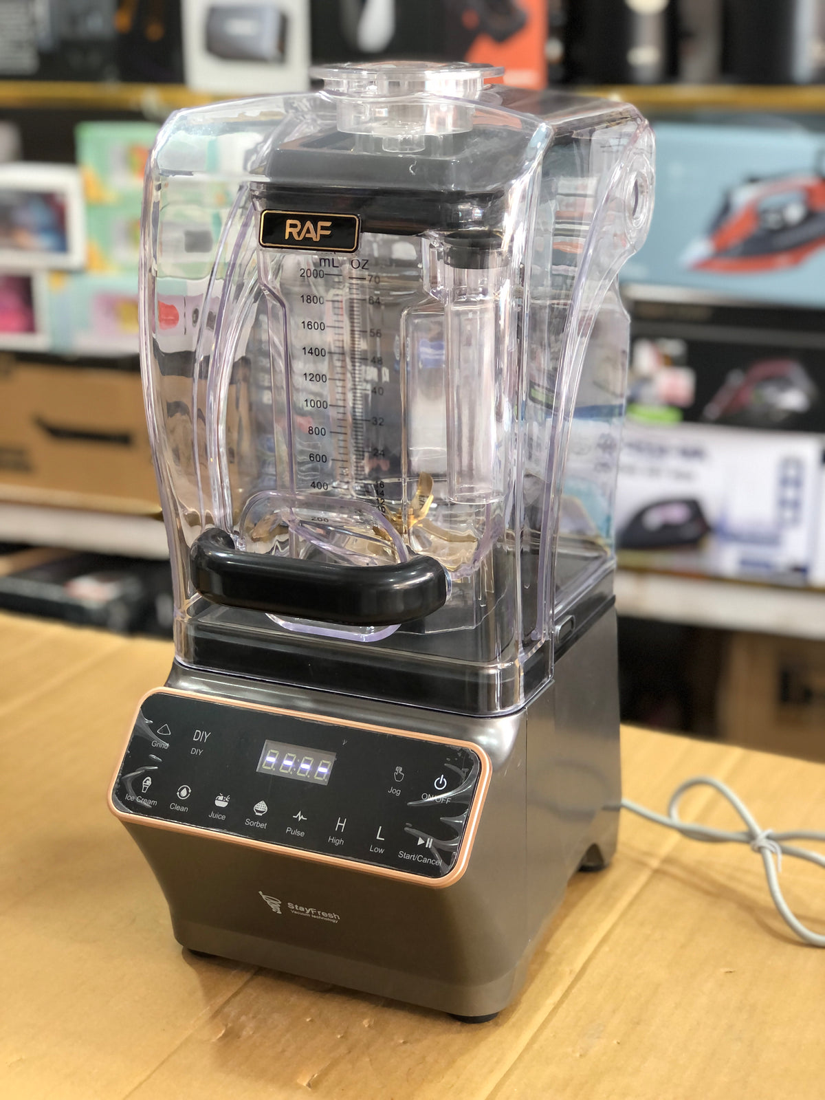RAF Soundproof Commercial Blender R-2941