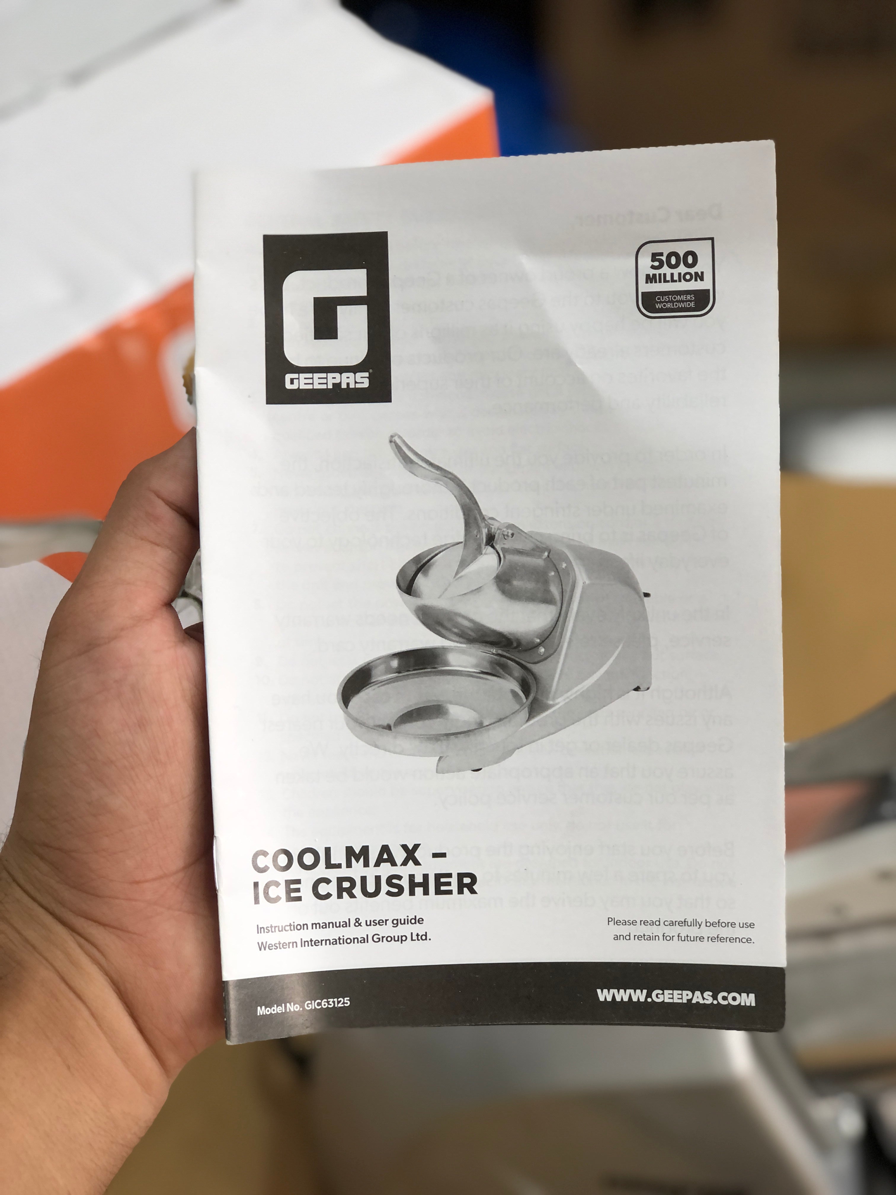 Geepas Ice Crusher Machine GIC63125
