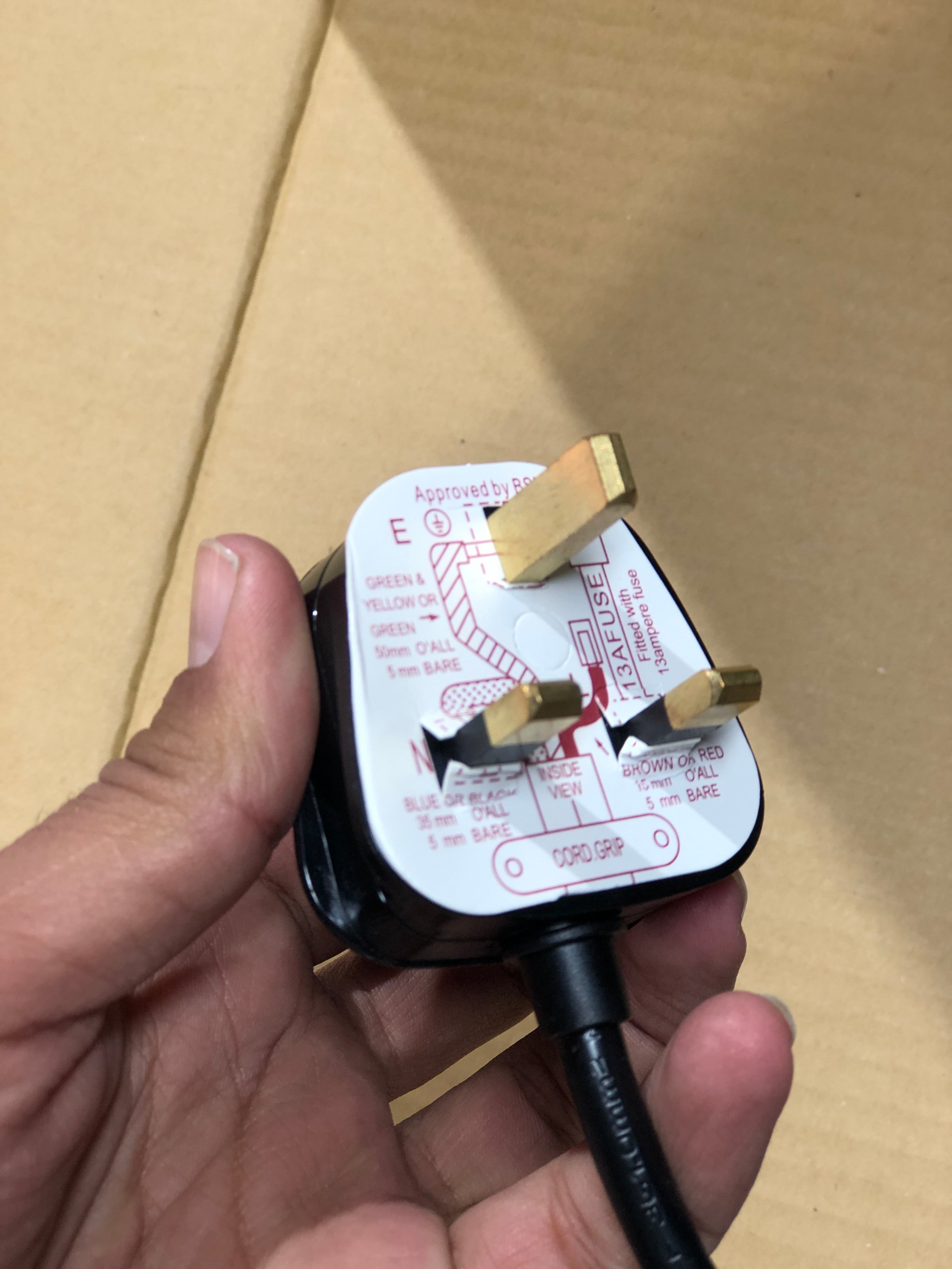 Geepas Flame Effect Cabin Electric Heater 28584