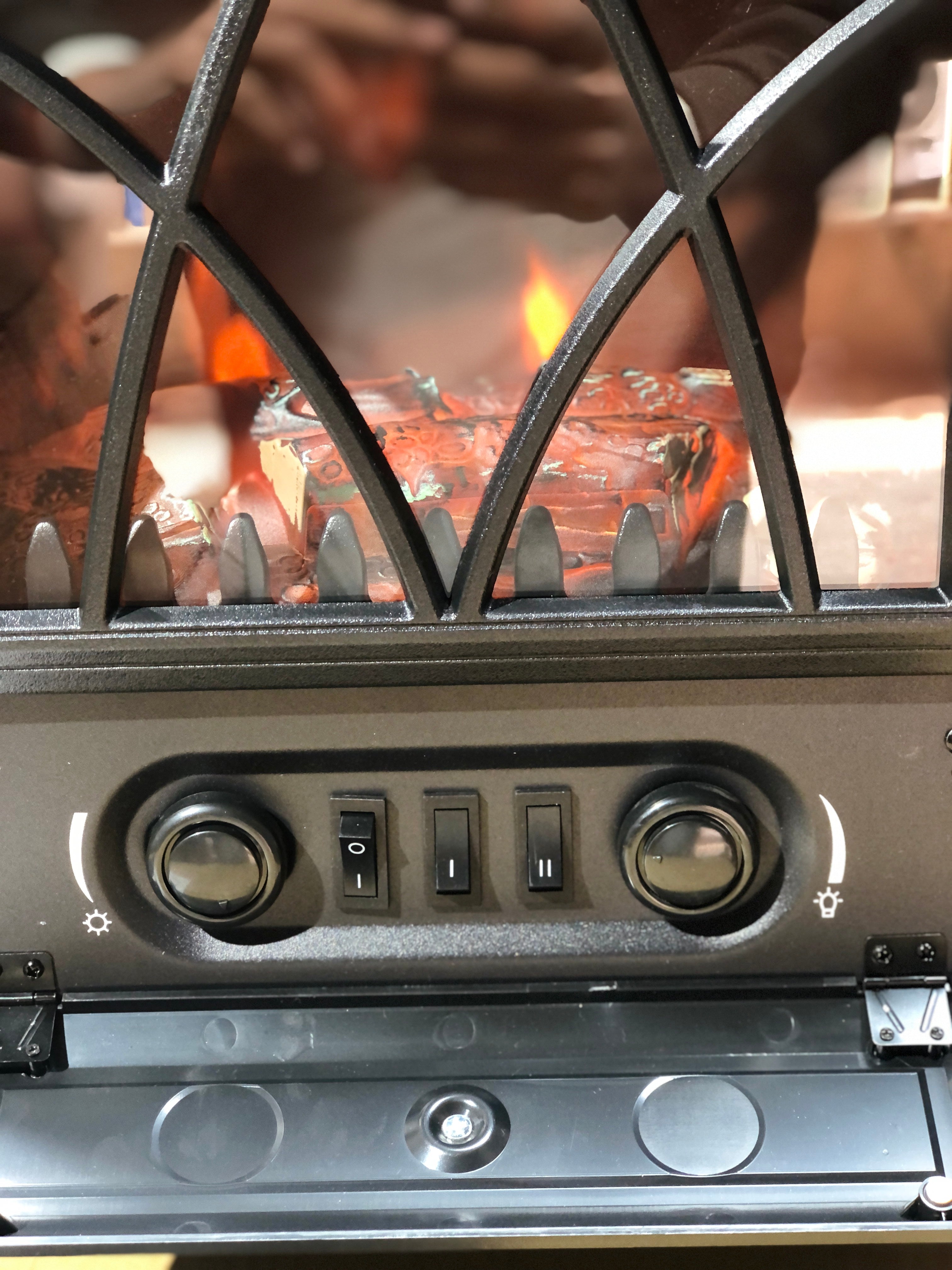 Geepas Flame Effect Cabin Electric Heater 28584