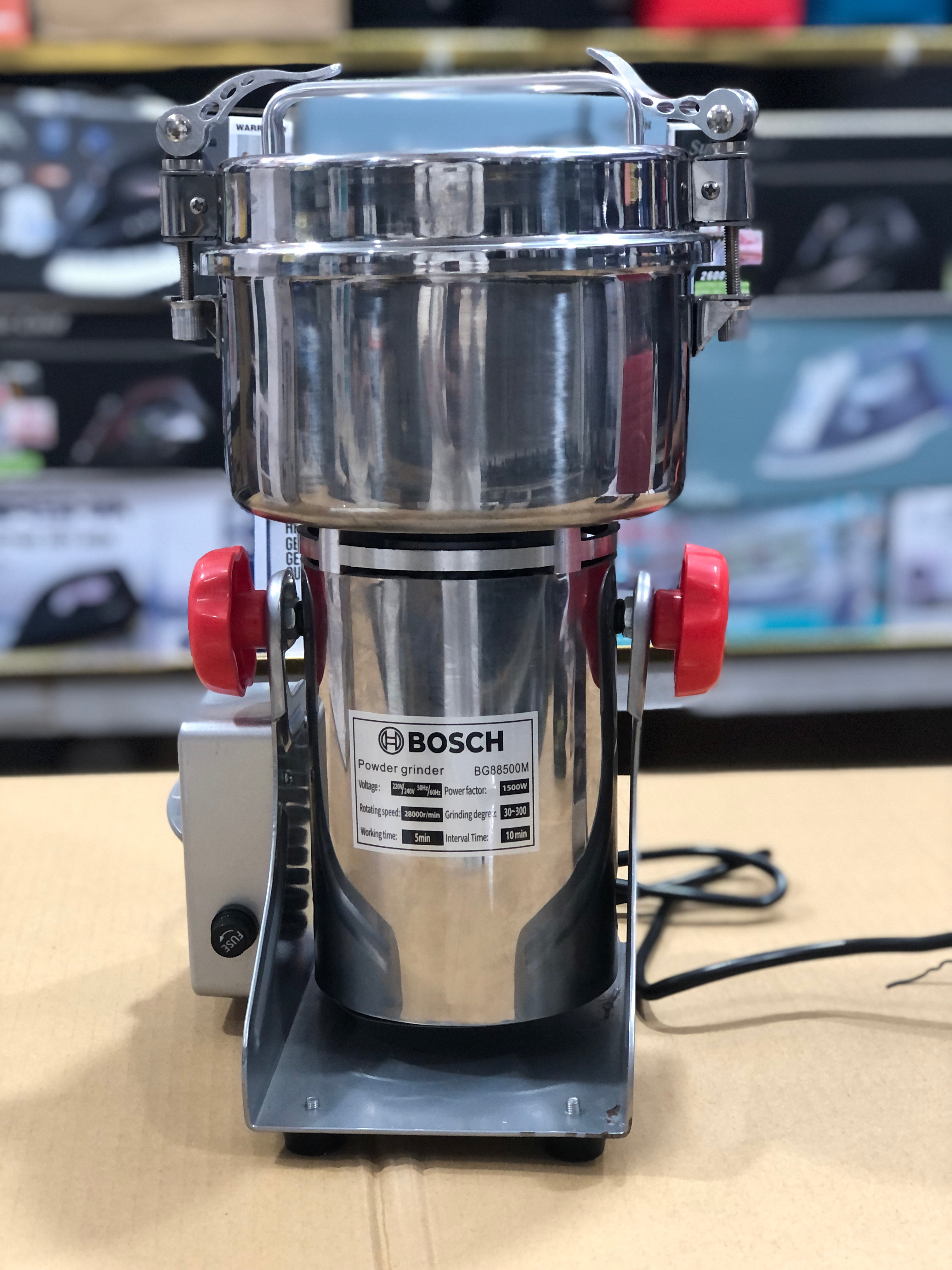 Bosch 500G Universal Grinder