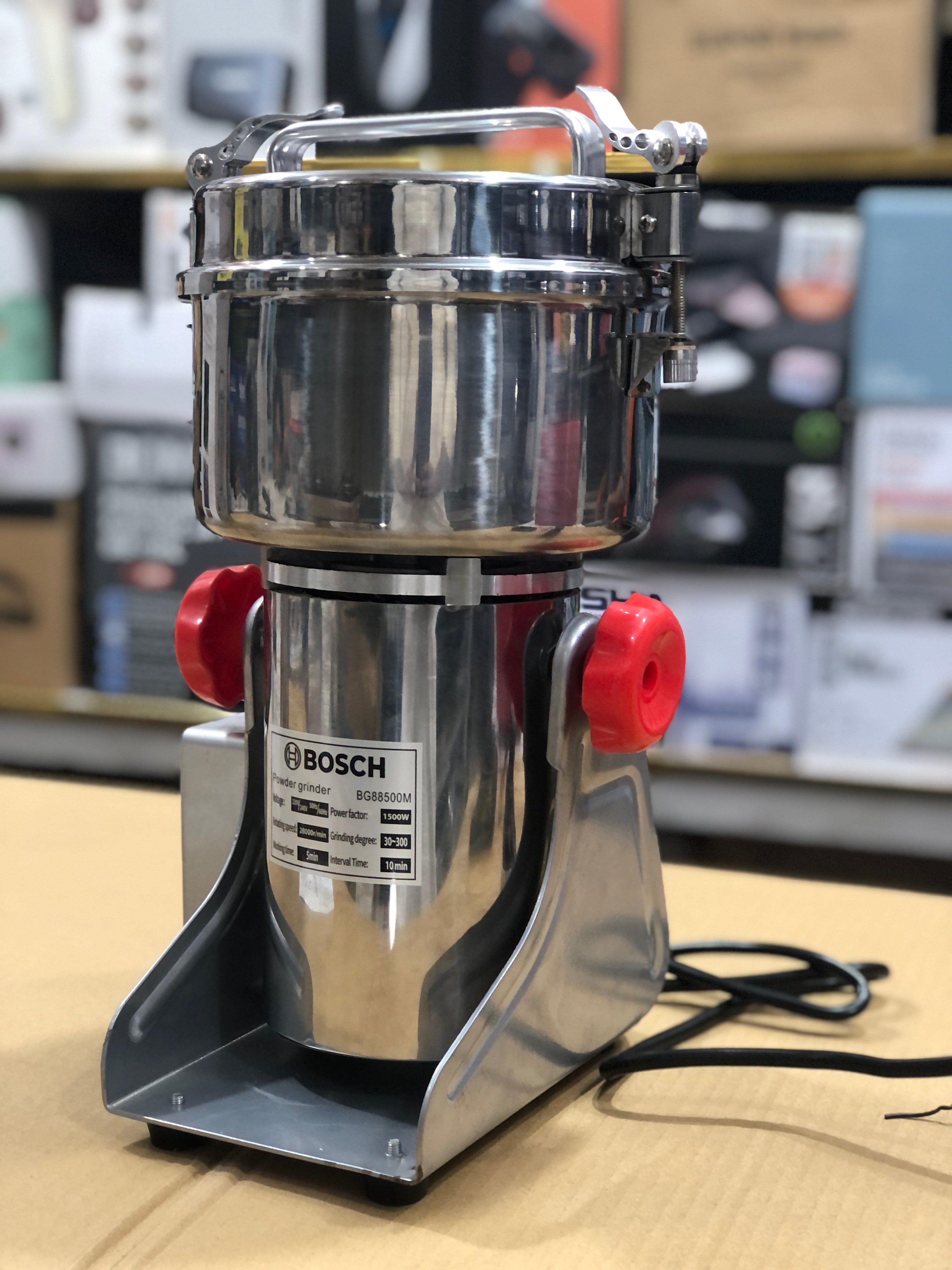 Bosch 500G Universal Grinder