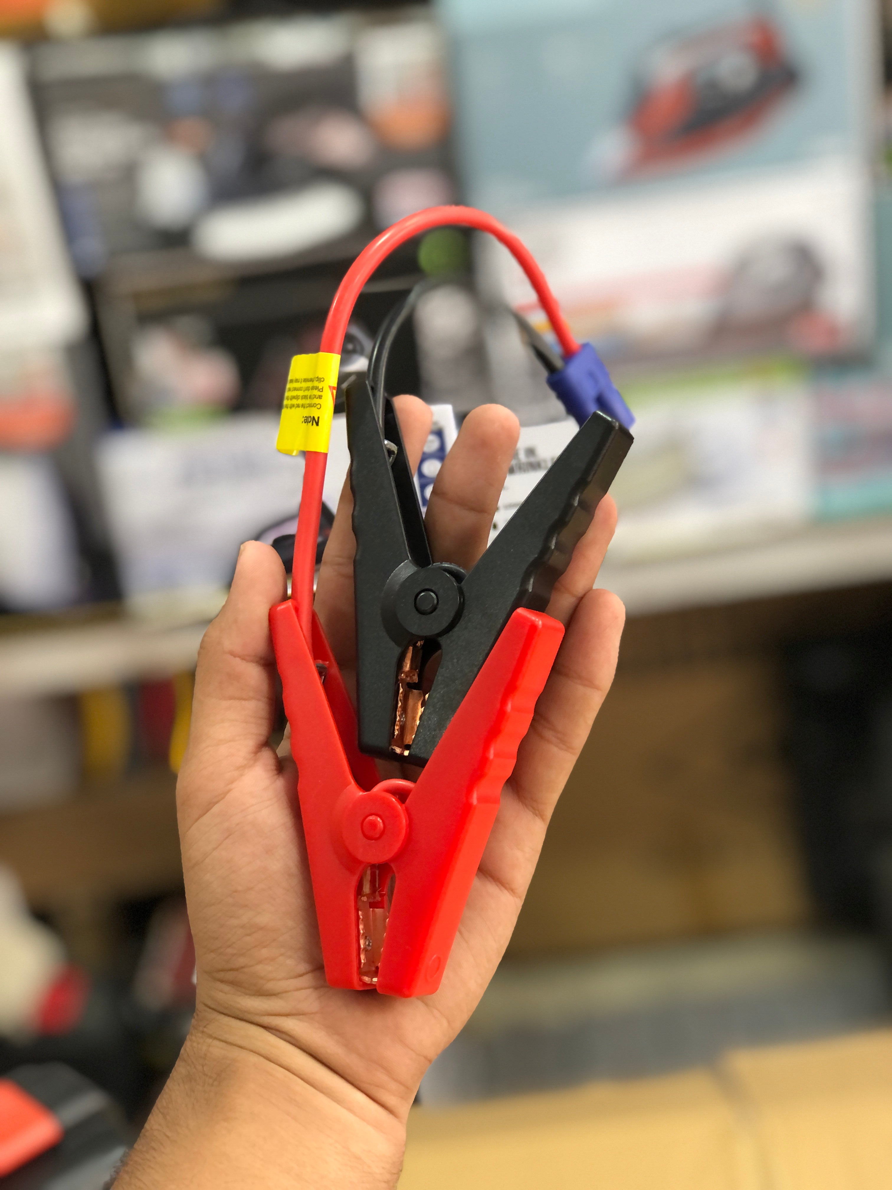 HW-0353 Multifunction Car Jump Starter – Portable Battery Booster with Carrying Case