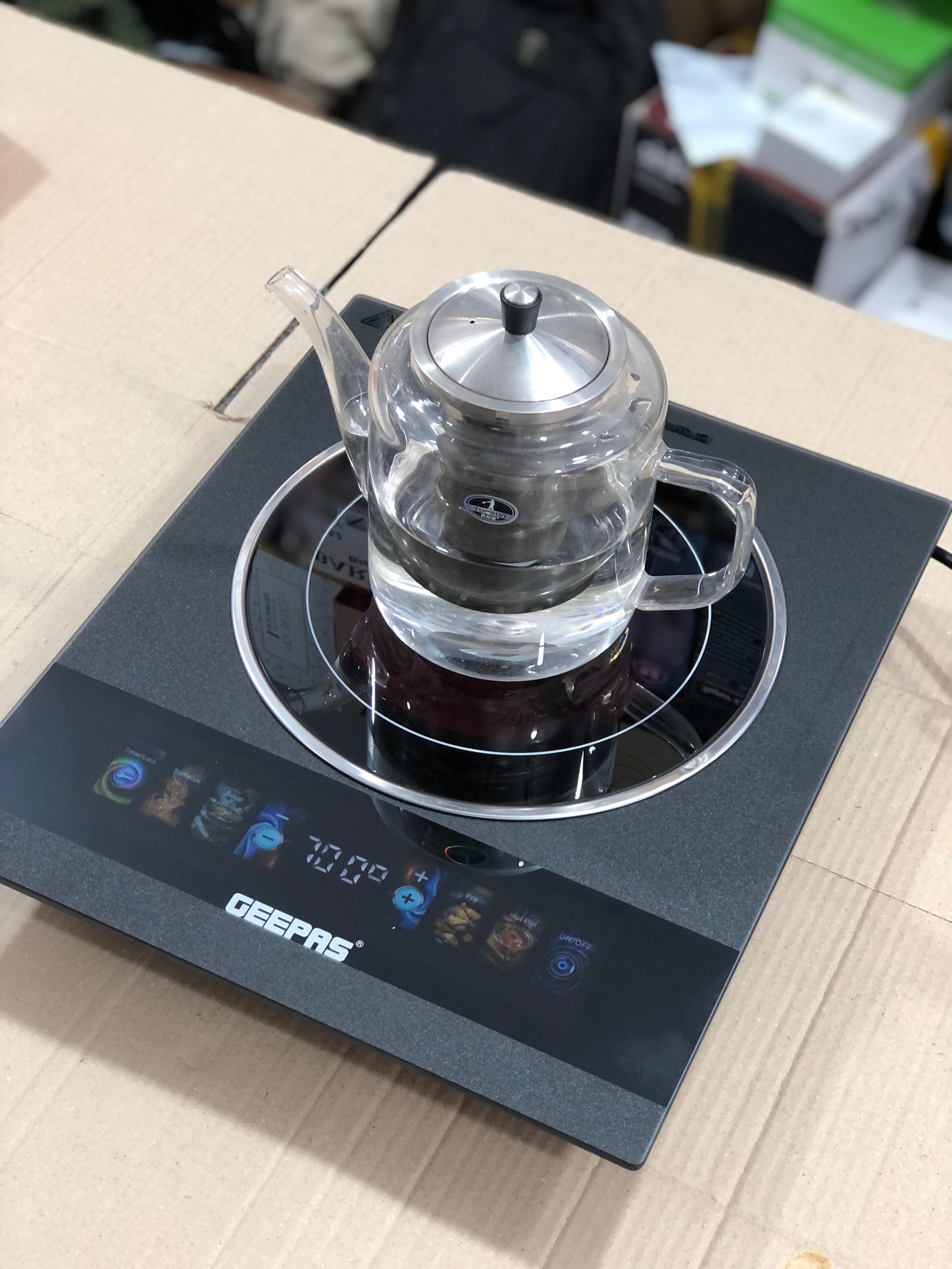 Geepas Digital Infrared Universal Hot Plate GIC33033P