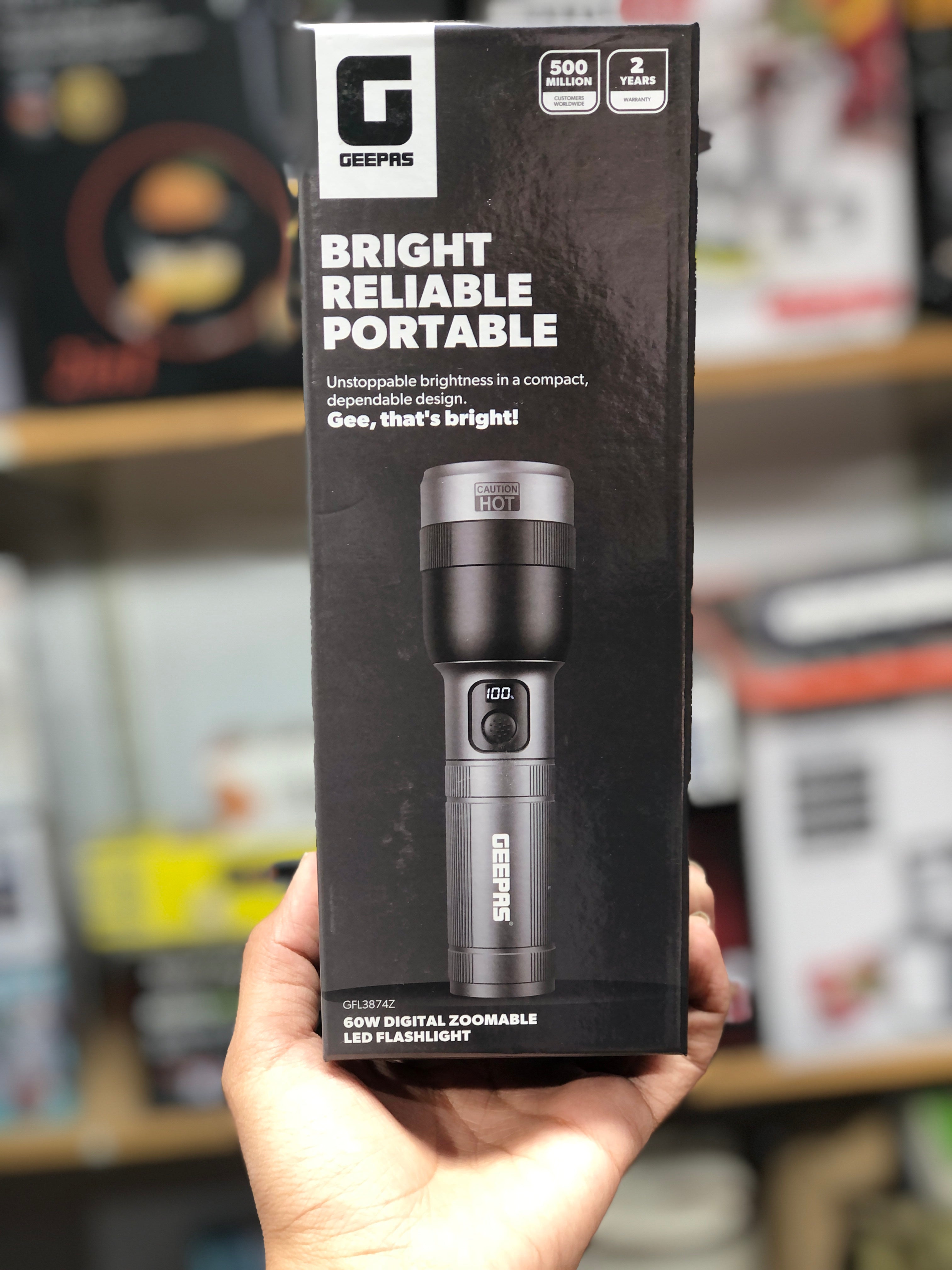 Geepas Digital Zoomable LED Flashlight- GFL3874Z