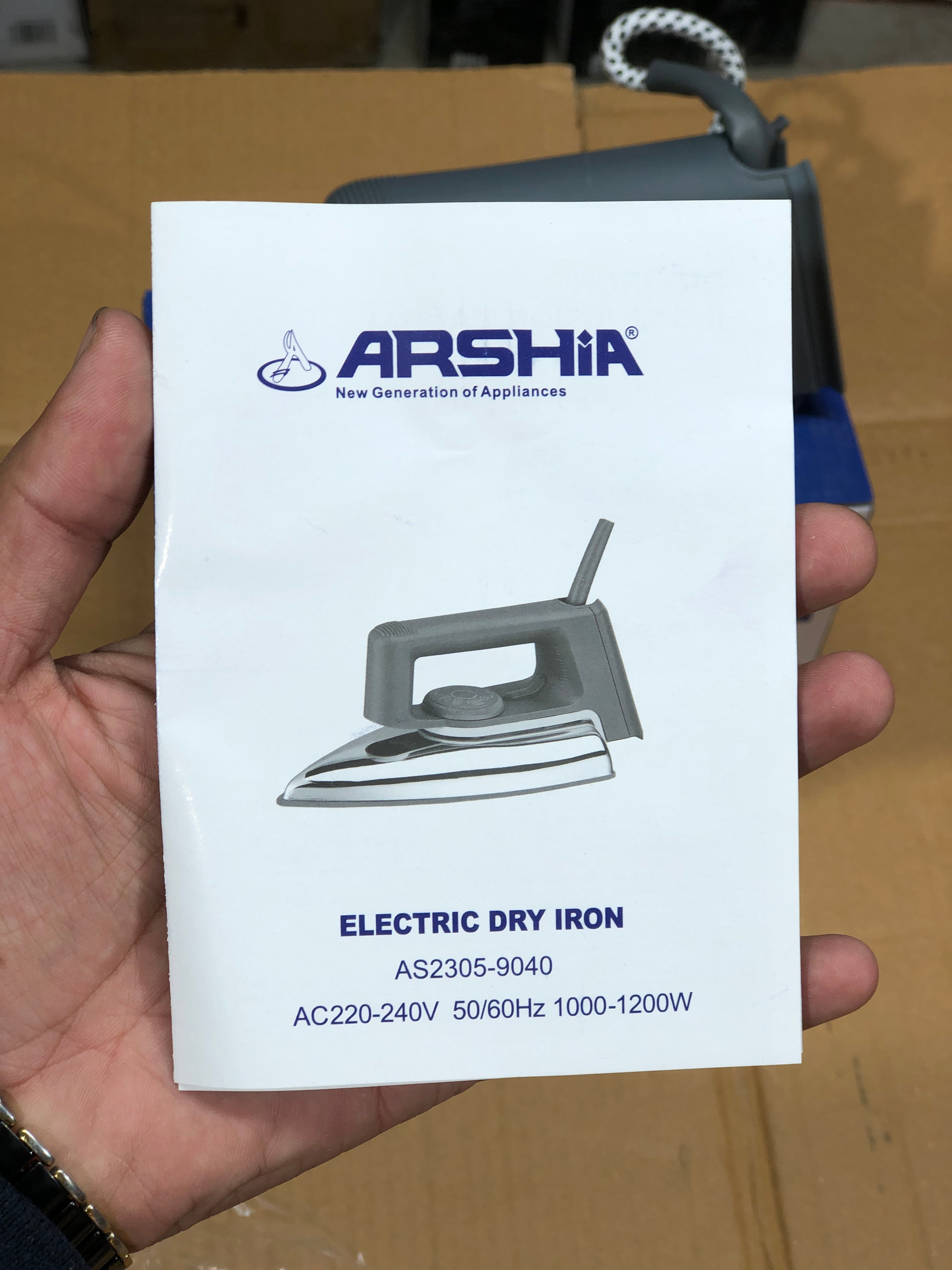 Arshia Light Weight Dry Iron