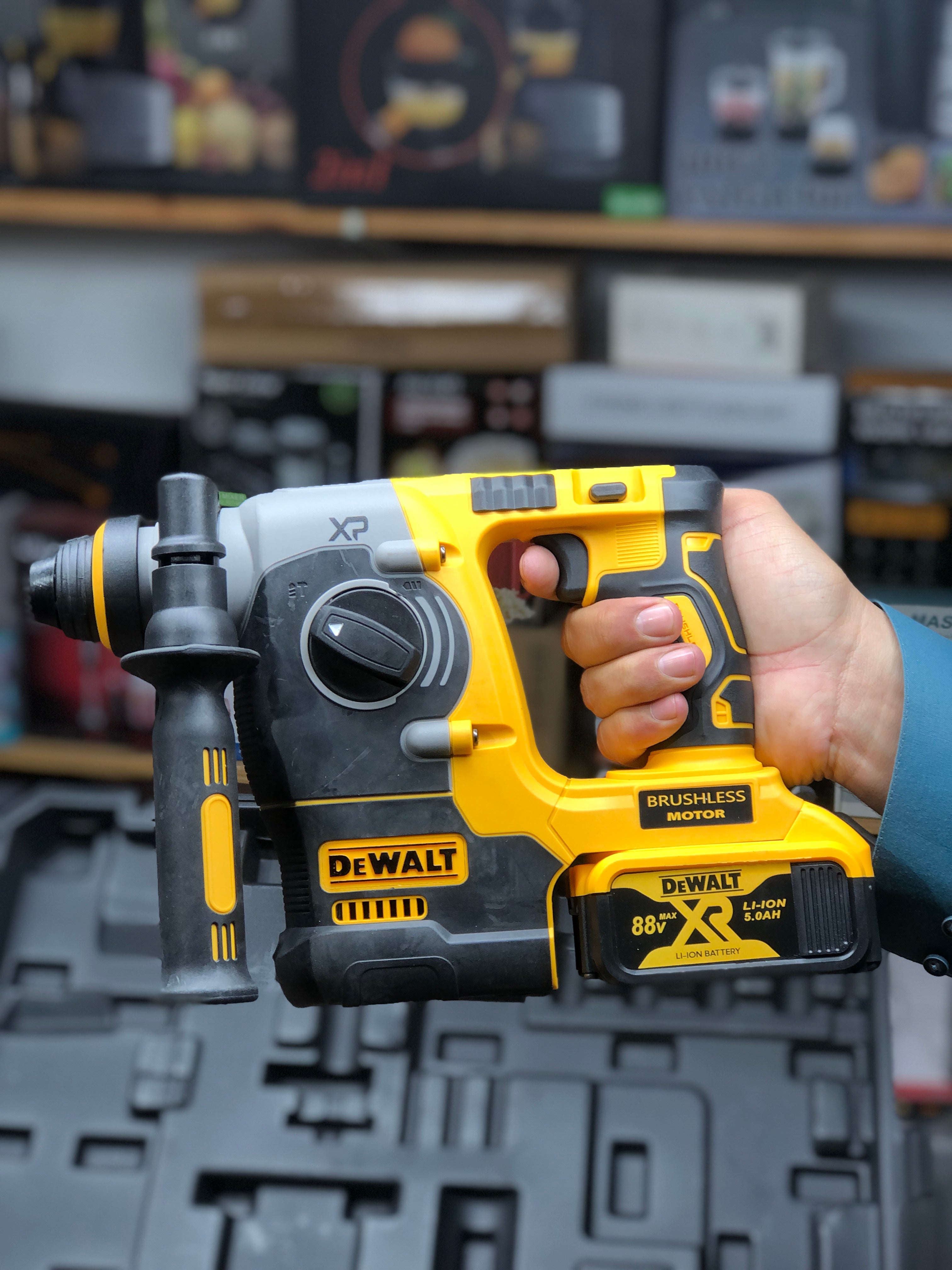 Dewalt 4in 1 Drill Machine Set