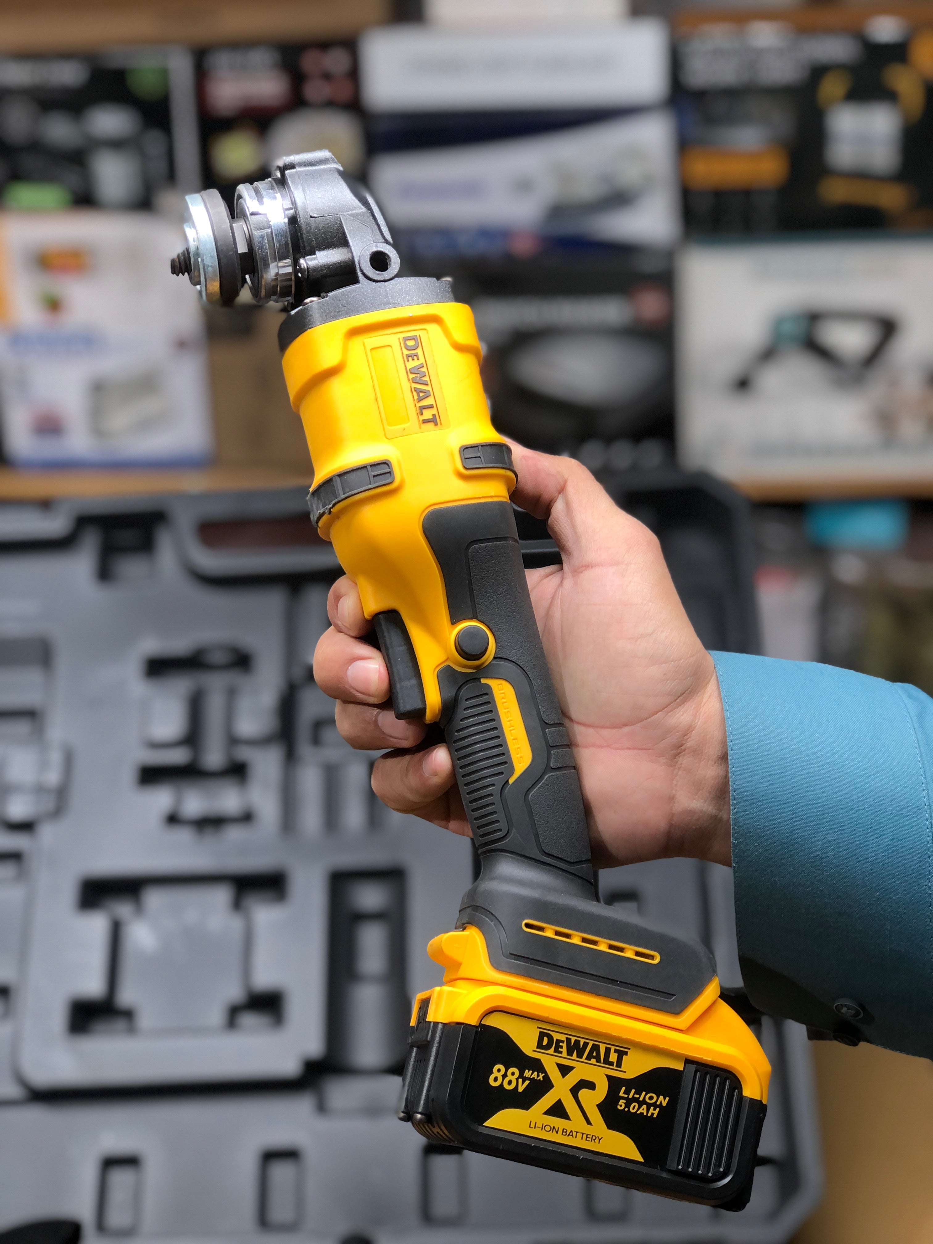Dewalt 4in 1 Drill Machine Set