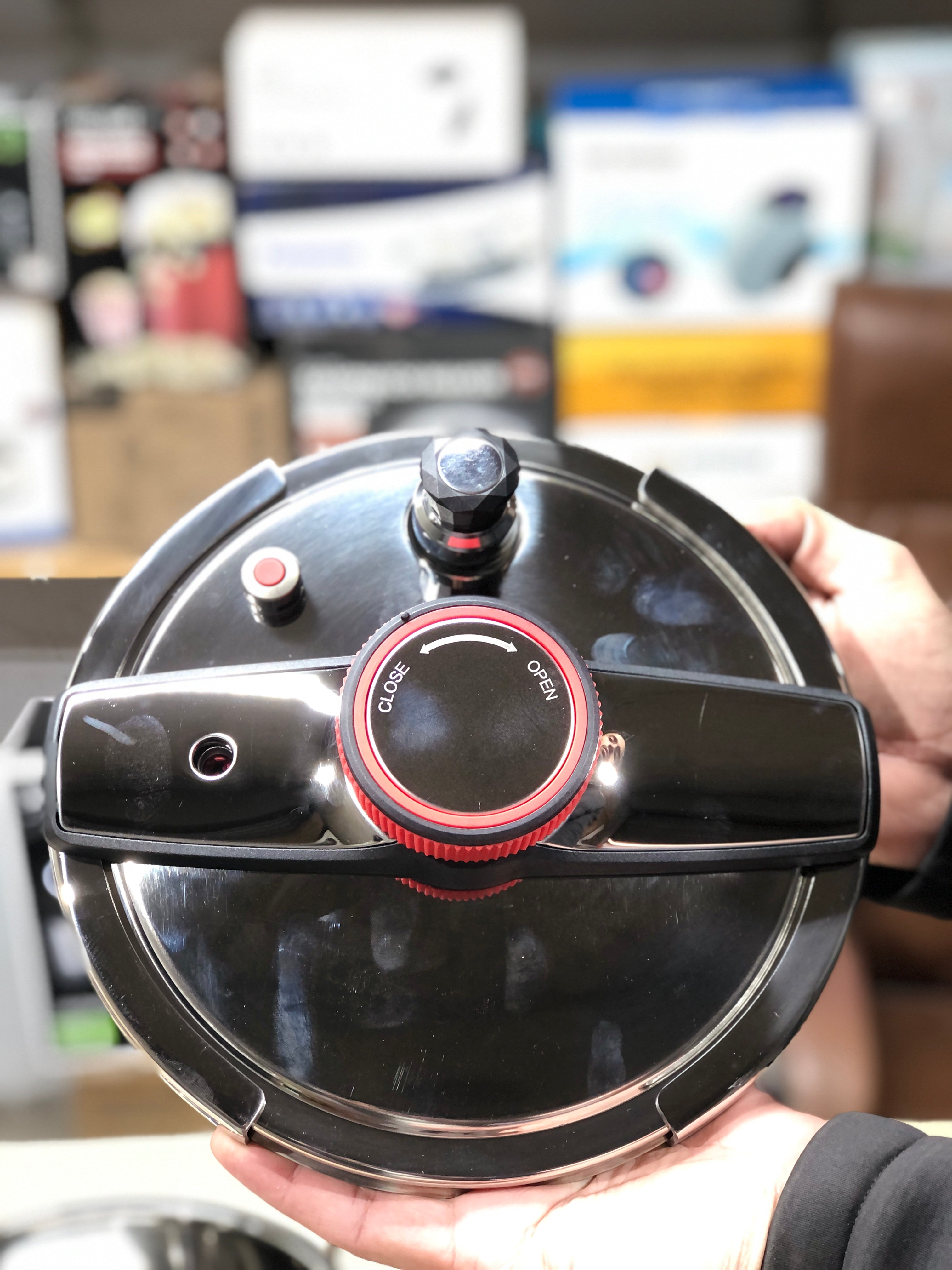 Imported 7 & 9 Liter Pressure cooker