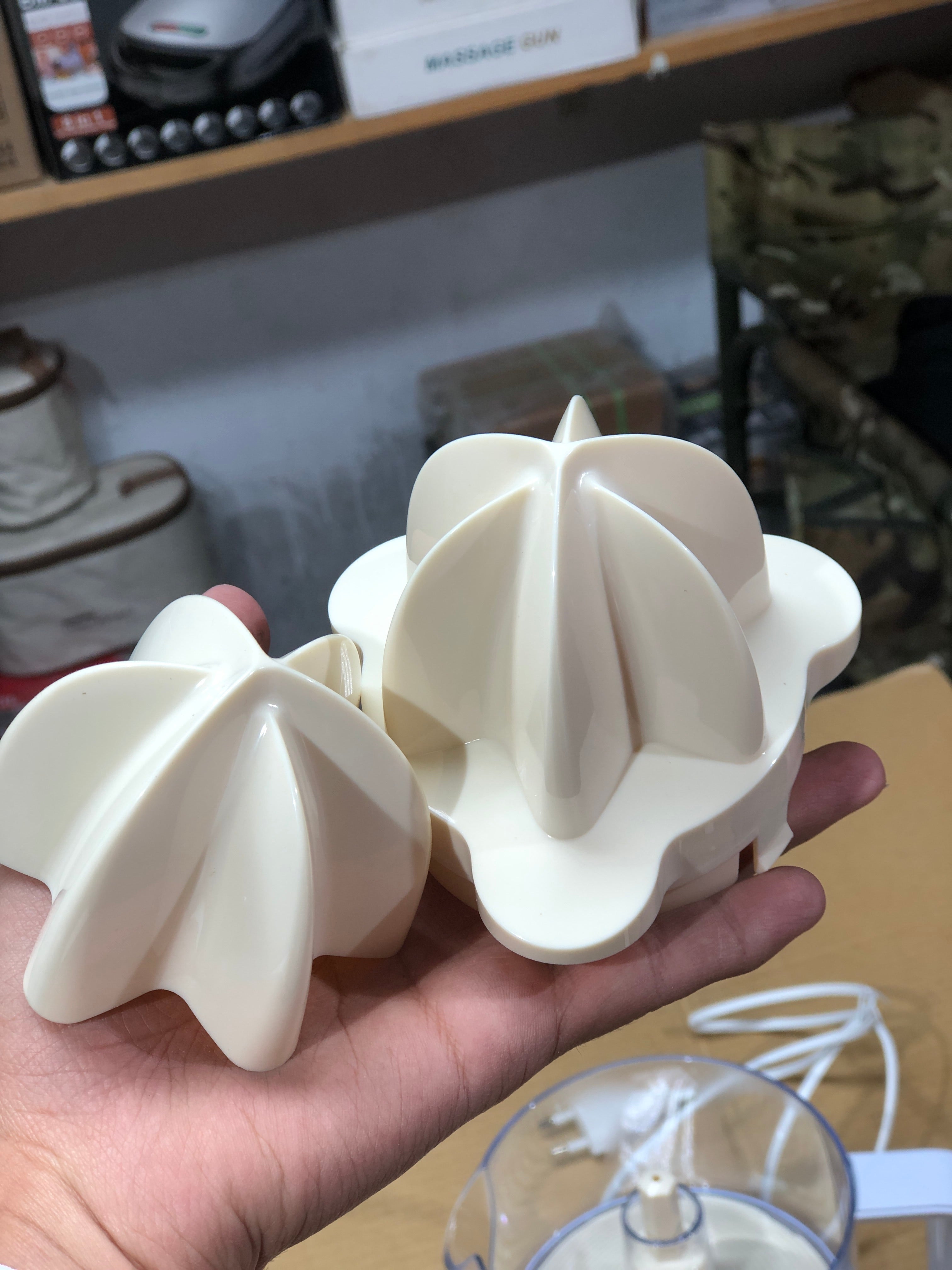 Kolax Citrus Juicer