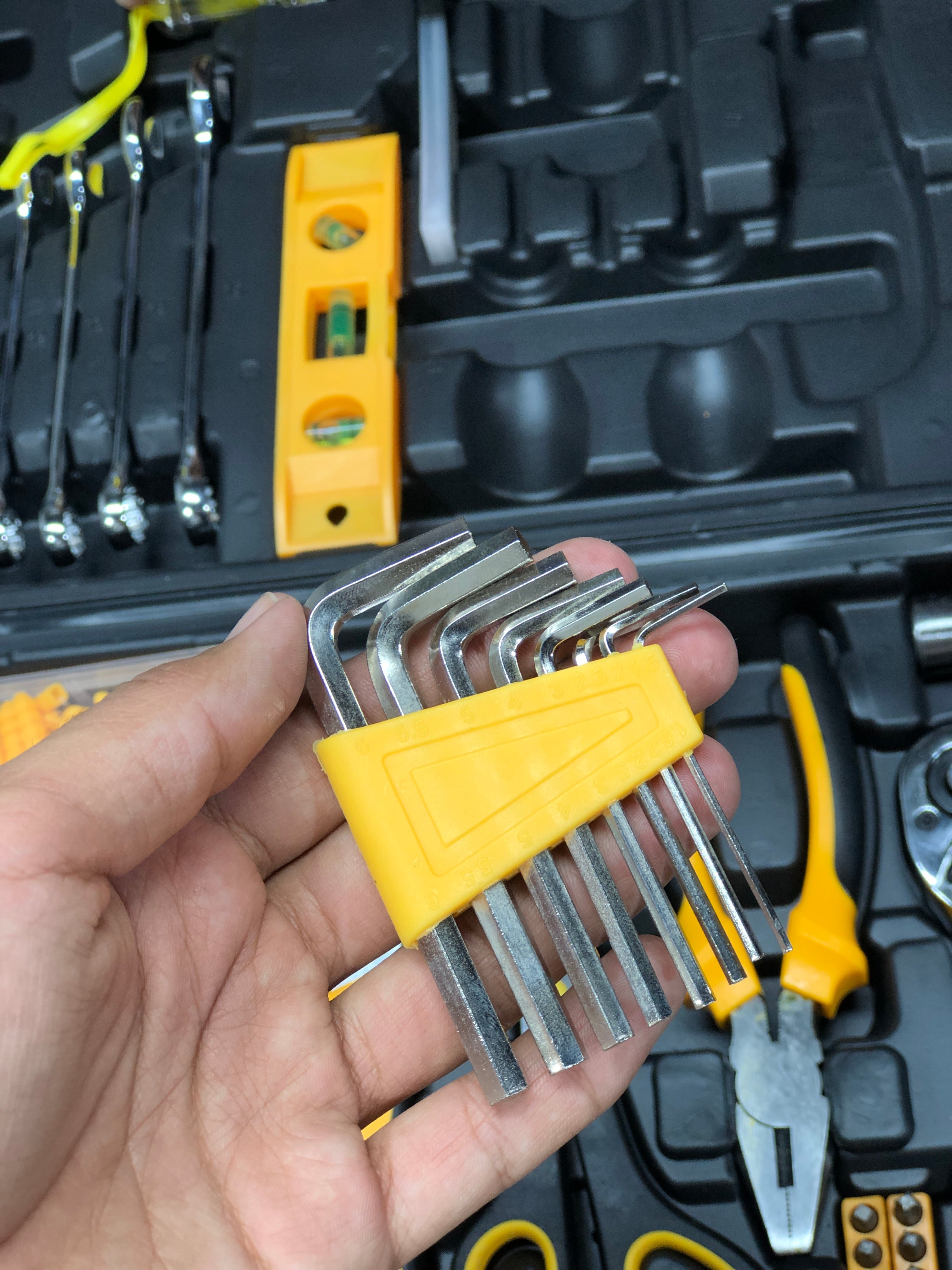Imported 257 Pieces Tool kit Set
