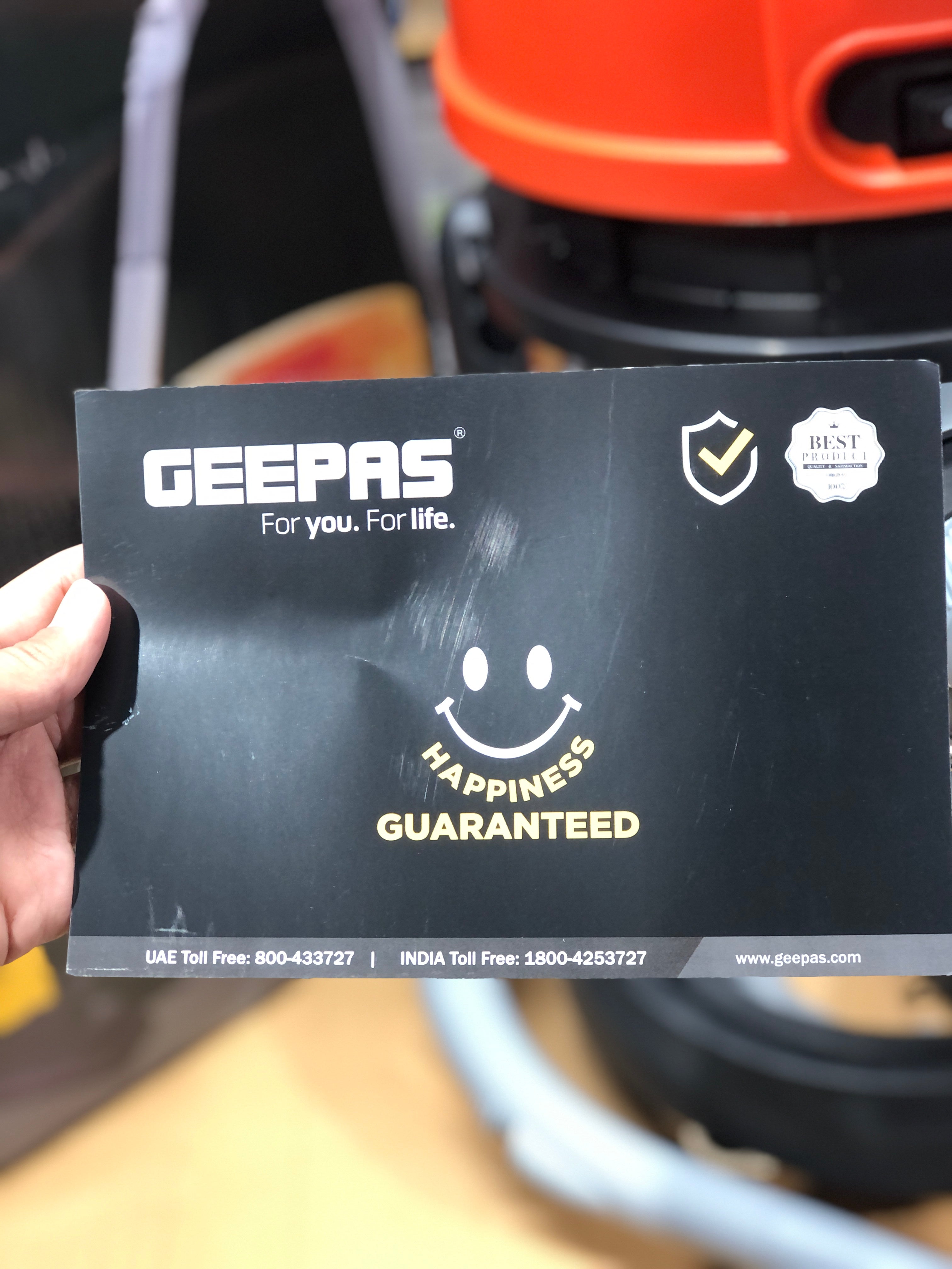 Geepas 25L Wet & Dry Vacuum Cleaner & Blower GVC 19011