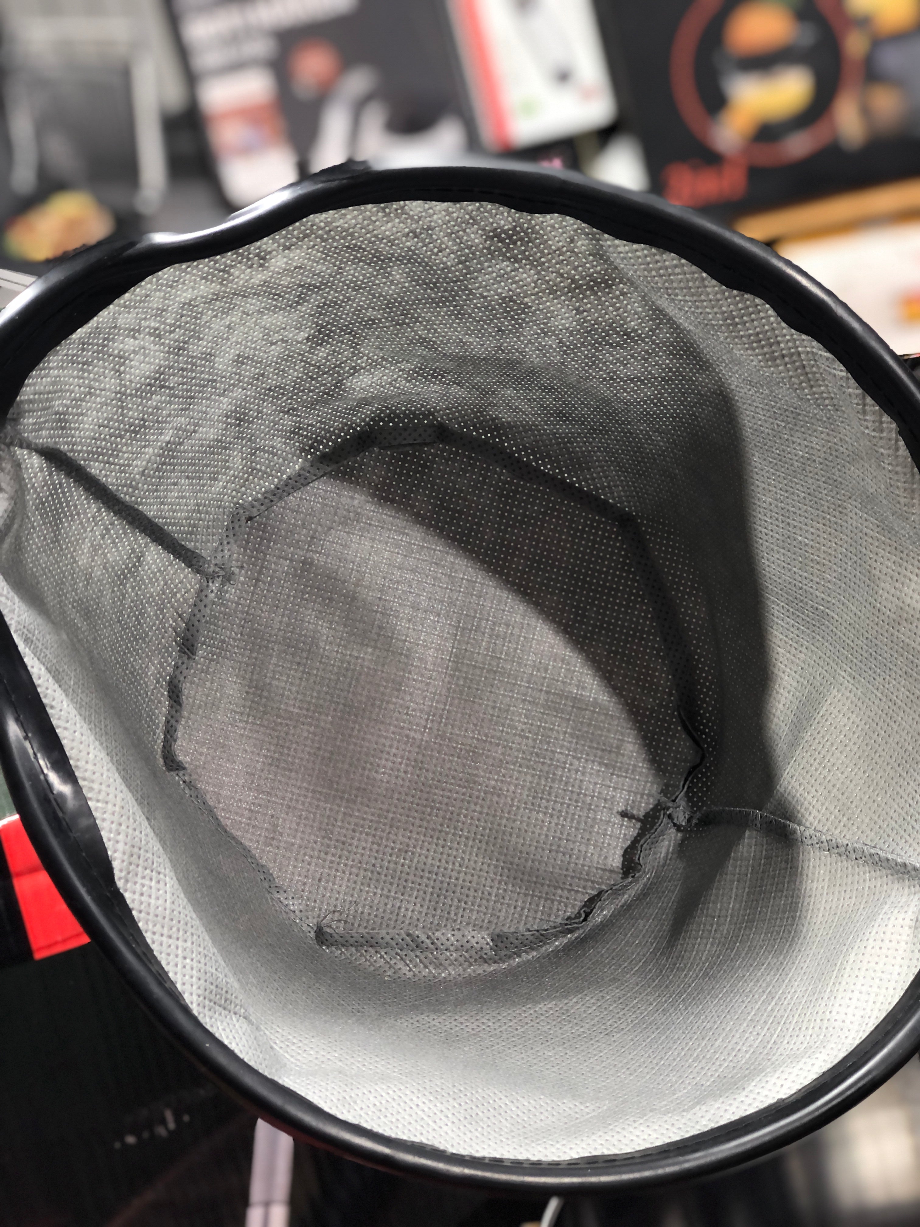 Geepas 25L Wet & Dry Vacuum Cleaner & Blower GVC 19011